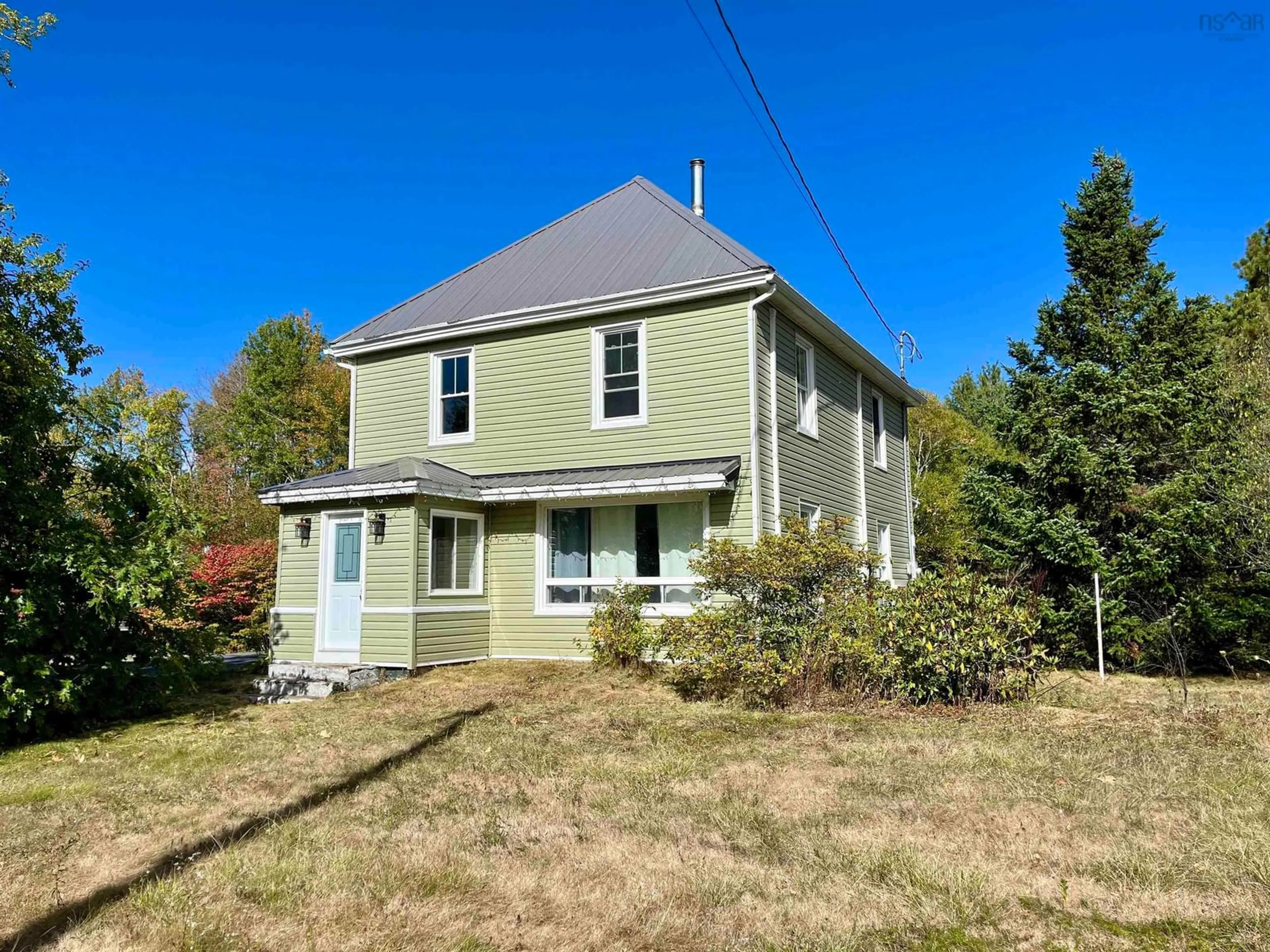 A pic from outside/outdoor area/front of a property/back of a property/a pic from drone, building for 9744 Highway 8, Caledonia Nova Scotia B0T 1B0
