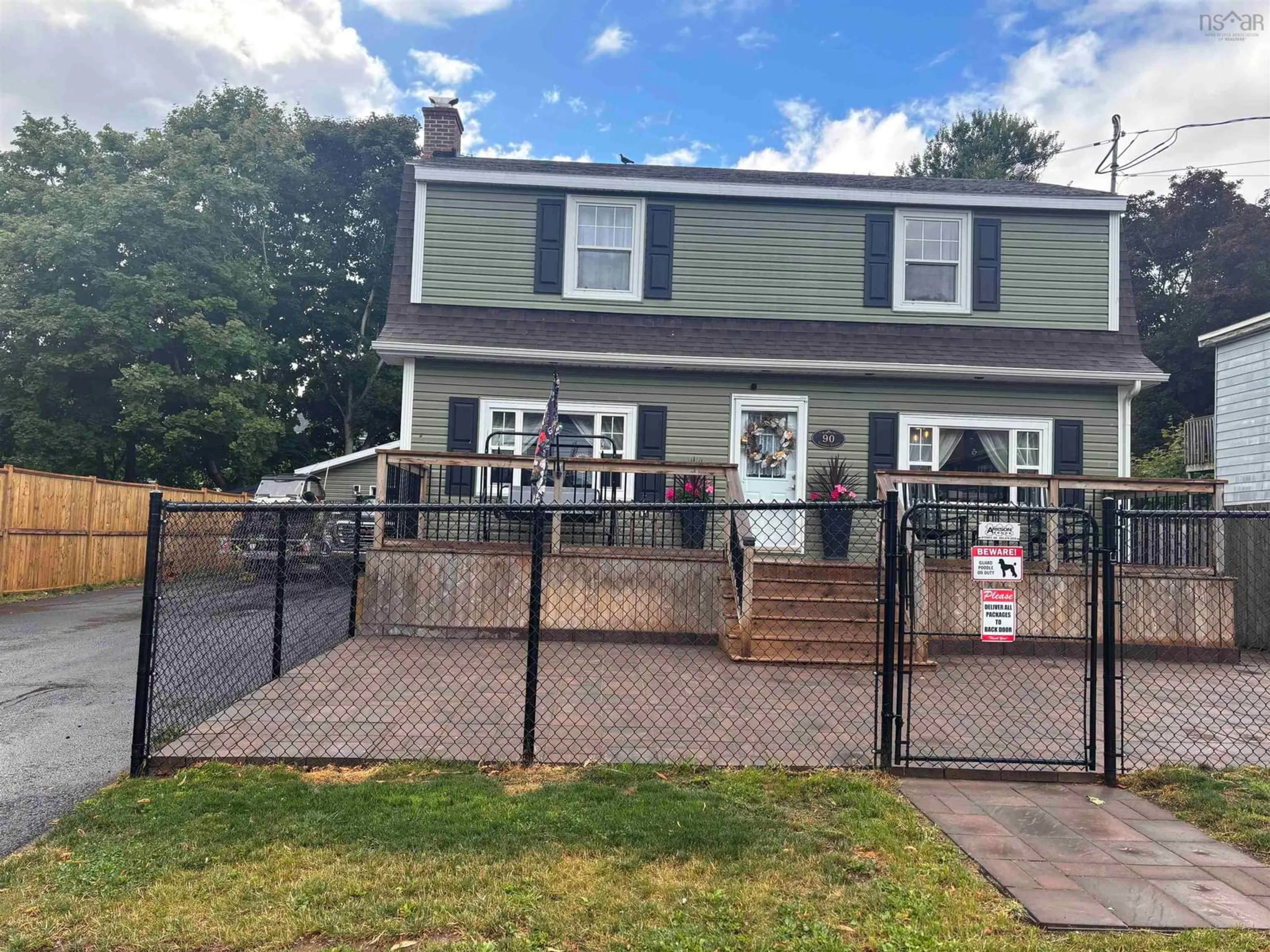 Home with vinyl exterior material, street for 90 Stanley Street, North Sydney Nova Scotia B2A 1V6