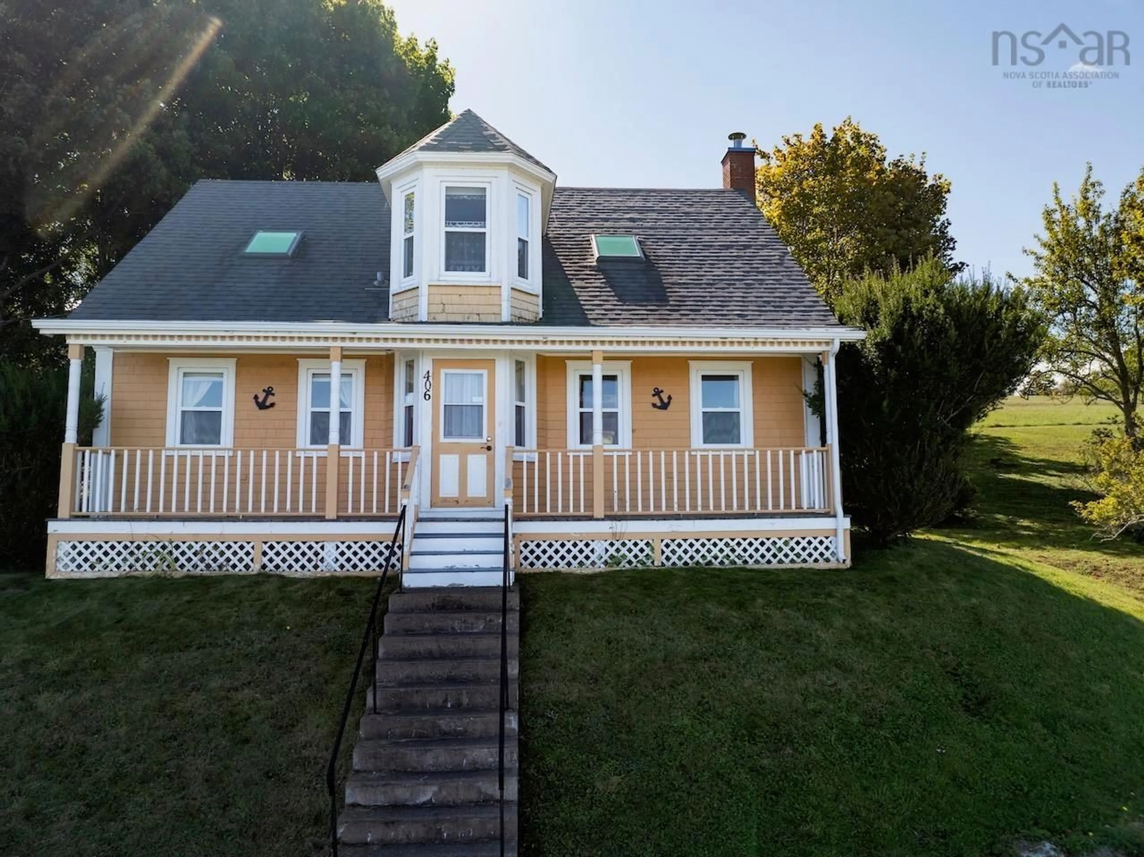Home with vinyl exterior material, street for 406 Kingsburg Rd, Lower Rose Bay Nova Scotia B0J 2X0