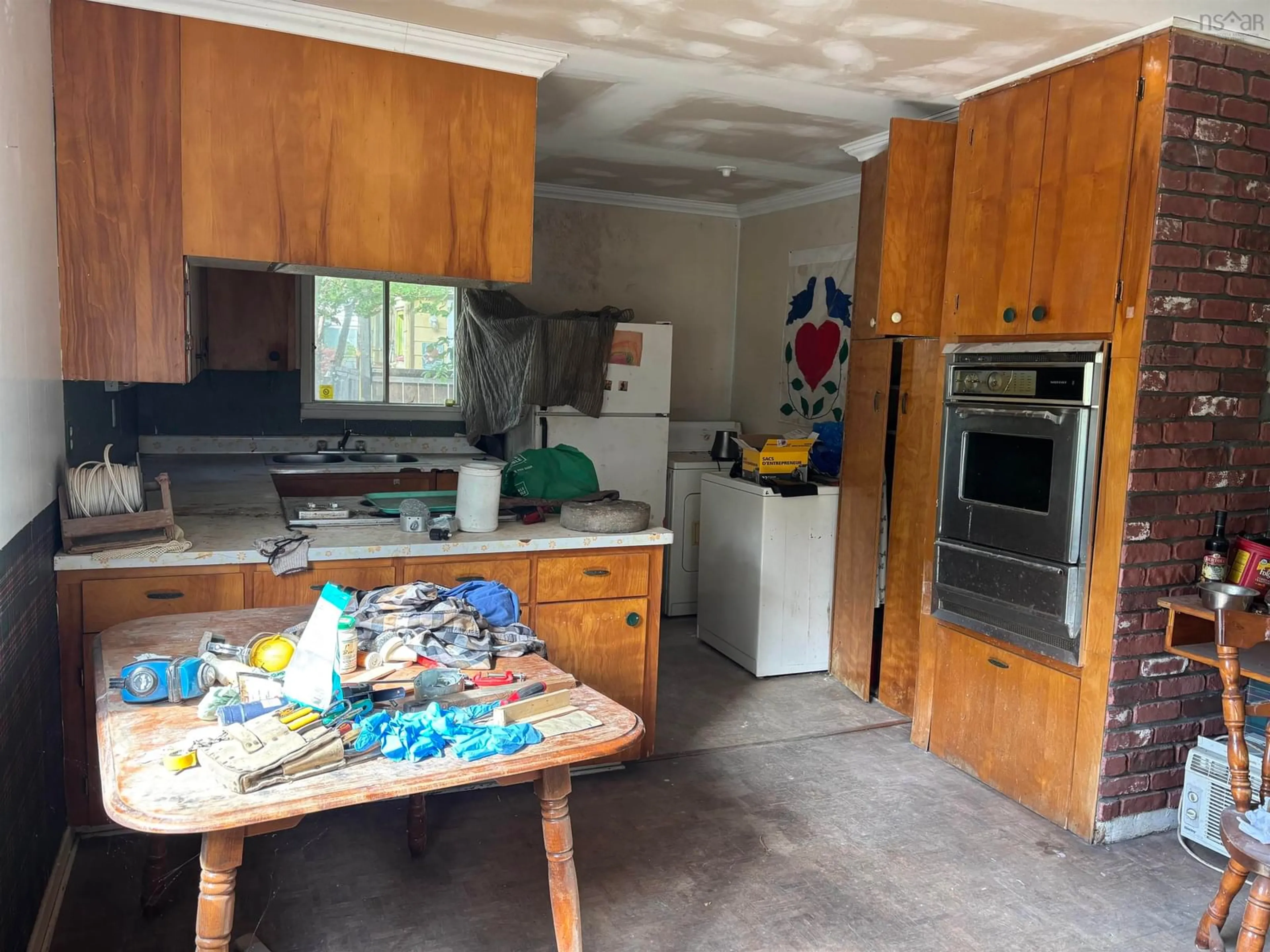 Standard kitchen, unknown for 10 Beech Street, North Sydney Nova Scotia B2A 1H3