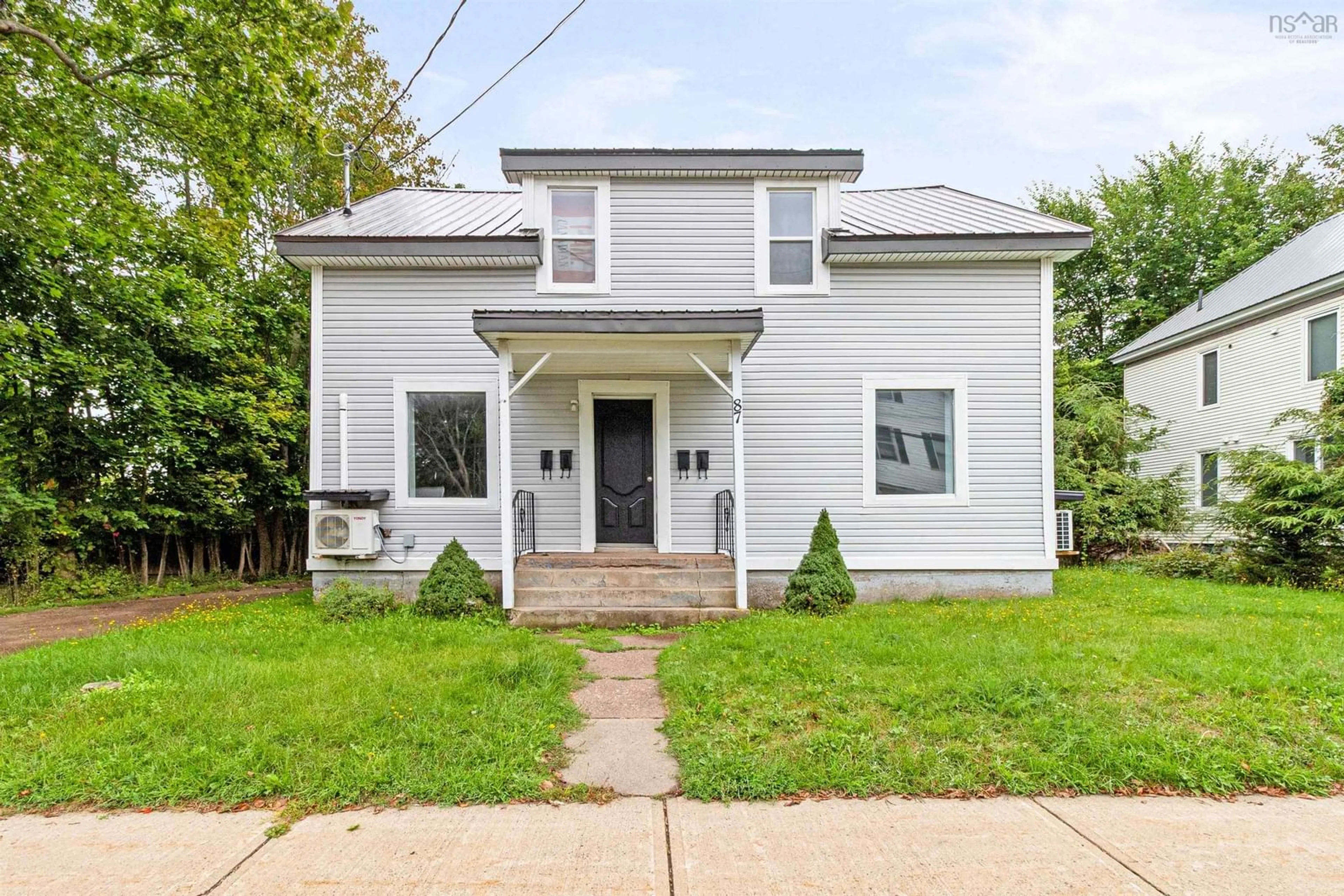 Unknown for 87 Park St, Truro Nova Scotia B2N 3J5