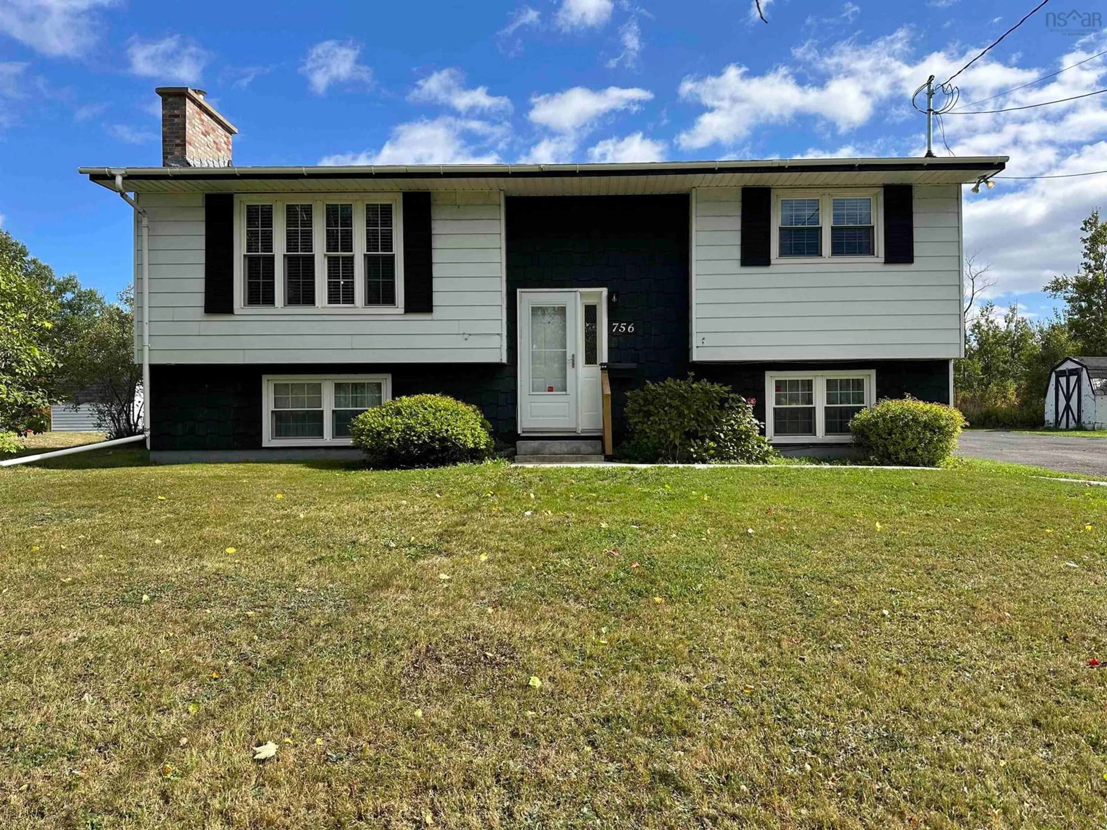 Home with vinyl exterior material, street for 756 Forsythe St, New Waterford Nova Scotia B1H 2Y5