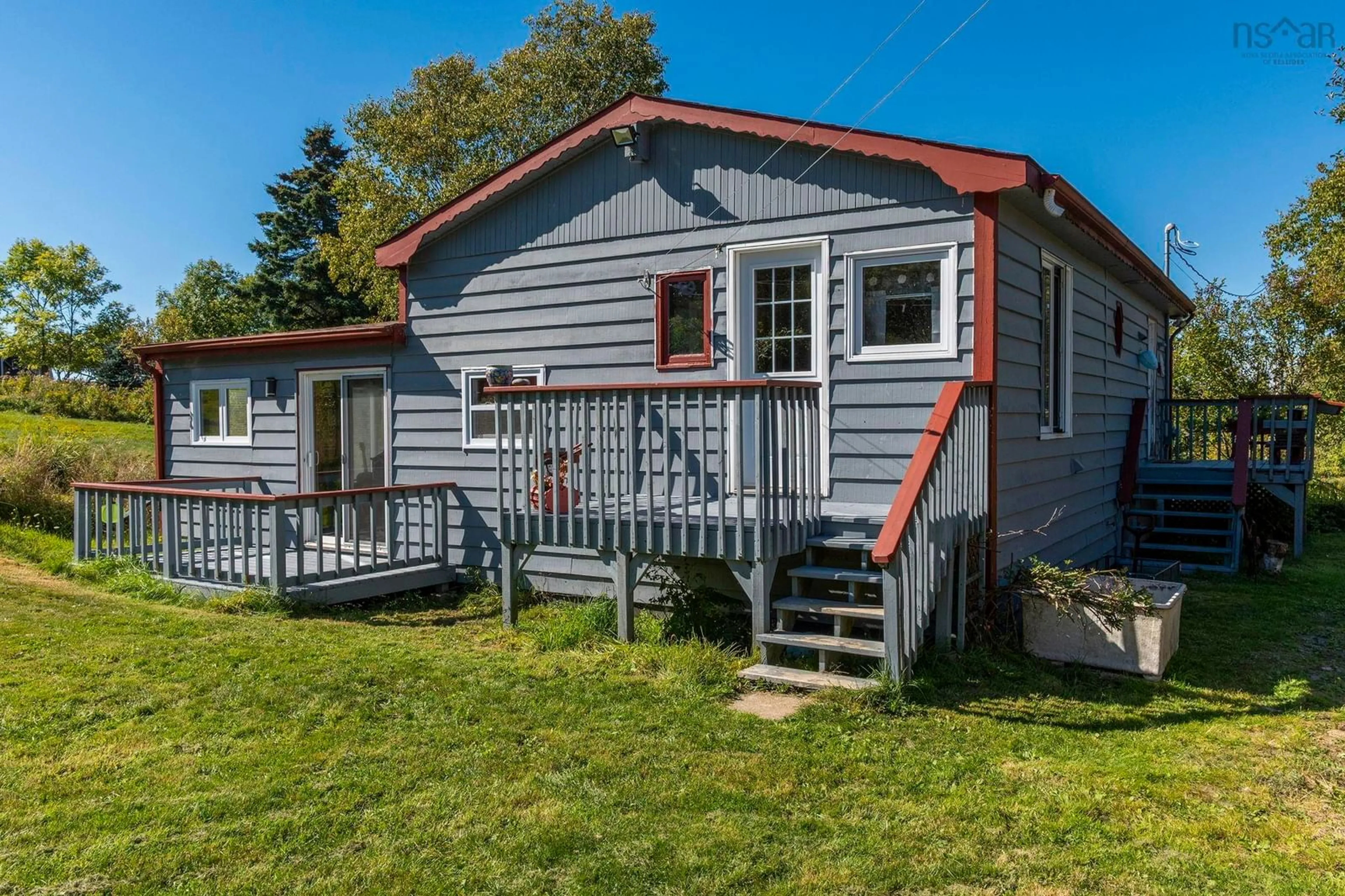 Home with vinyl exterior material, unknown for 5012 Highway 329, Blandford Nova Scotia B0J 0C2