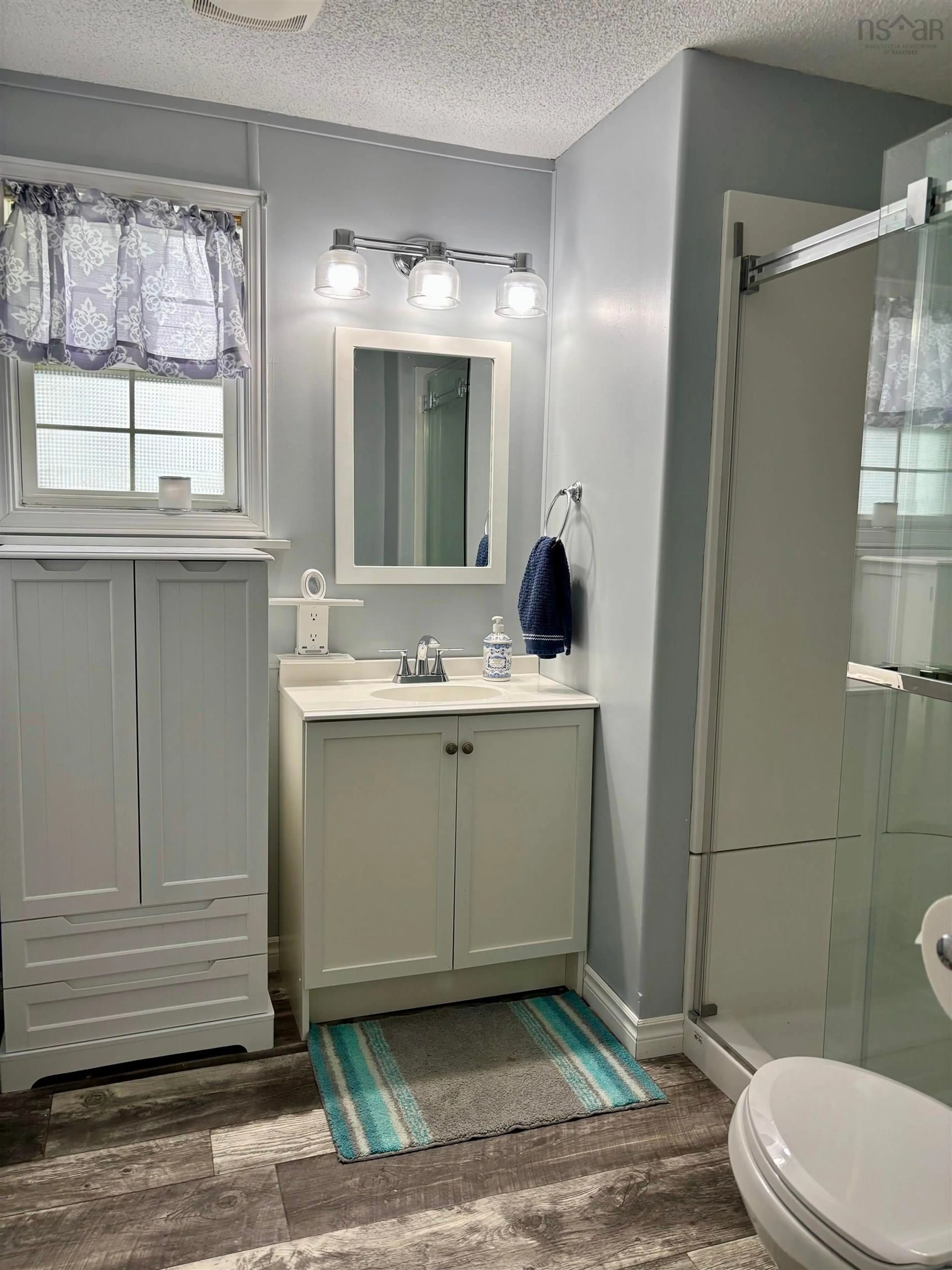 Standard bathroom, ceramic/tile floor for 53 Church St, Florence Nova Scotia B1Y 1E9
