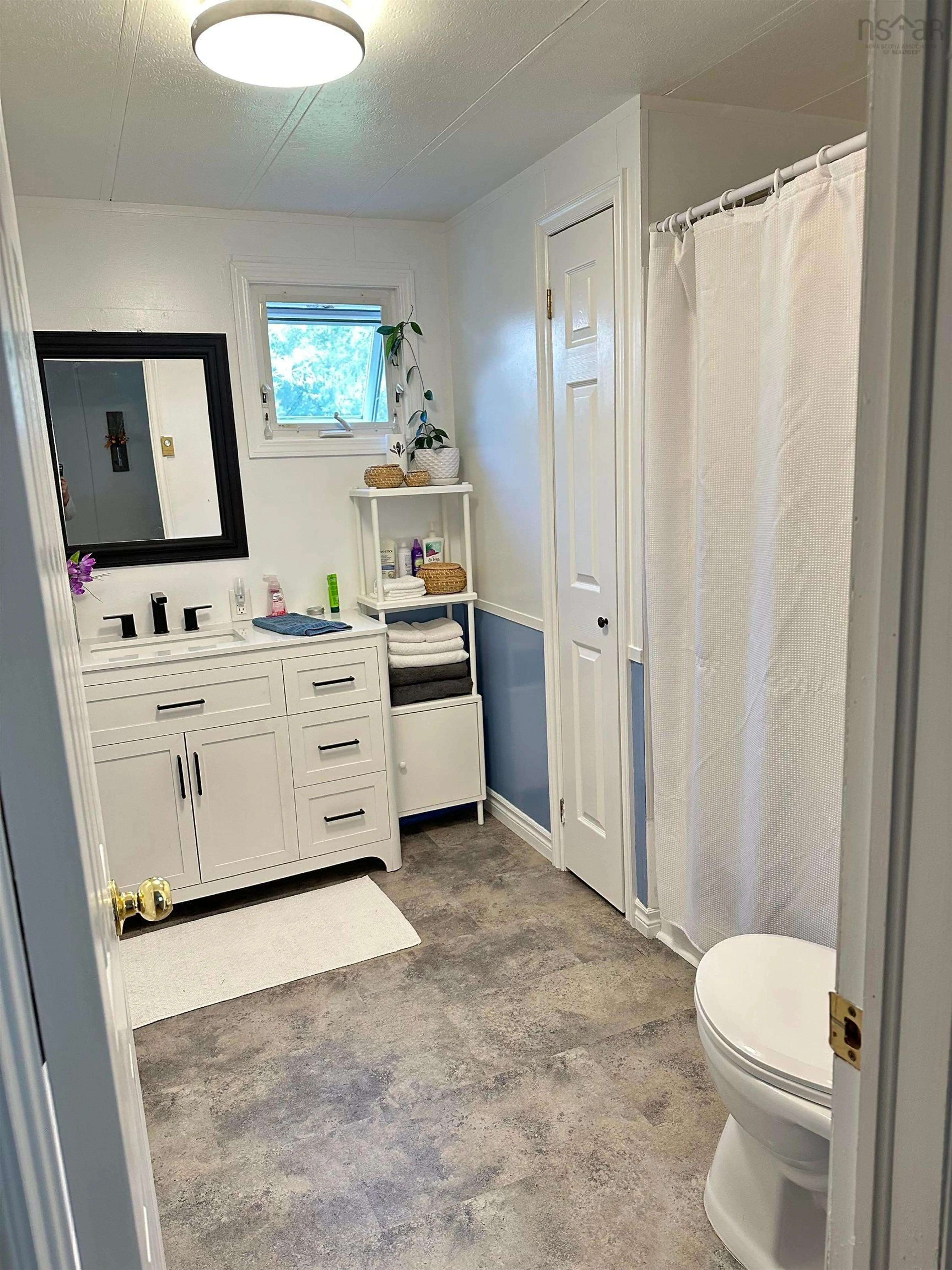 Contemporary bathroom, ceramic/tile floor for 111 Riverside Ave, Stewiacke Nova Scotia B0N 2J0