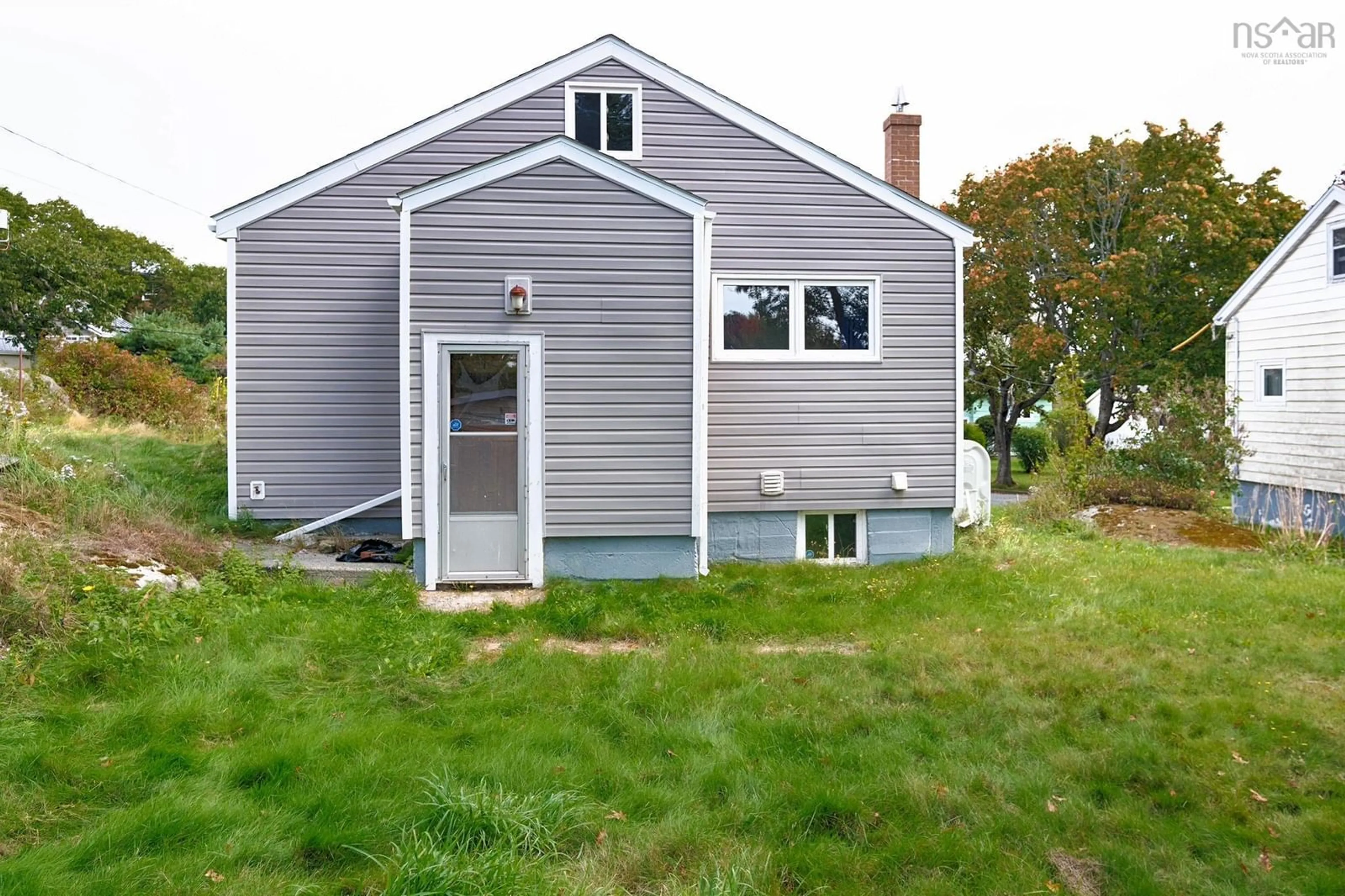 Home with vinyl exterior material, unknown for 9 Aurora Ave, Spryfield Nova Scotia B3P 1H3