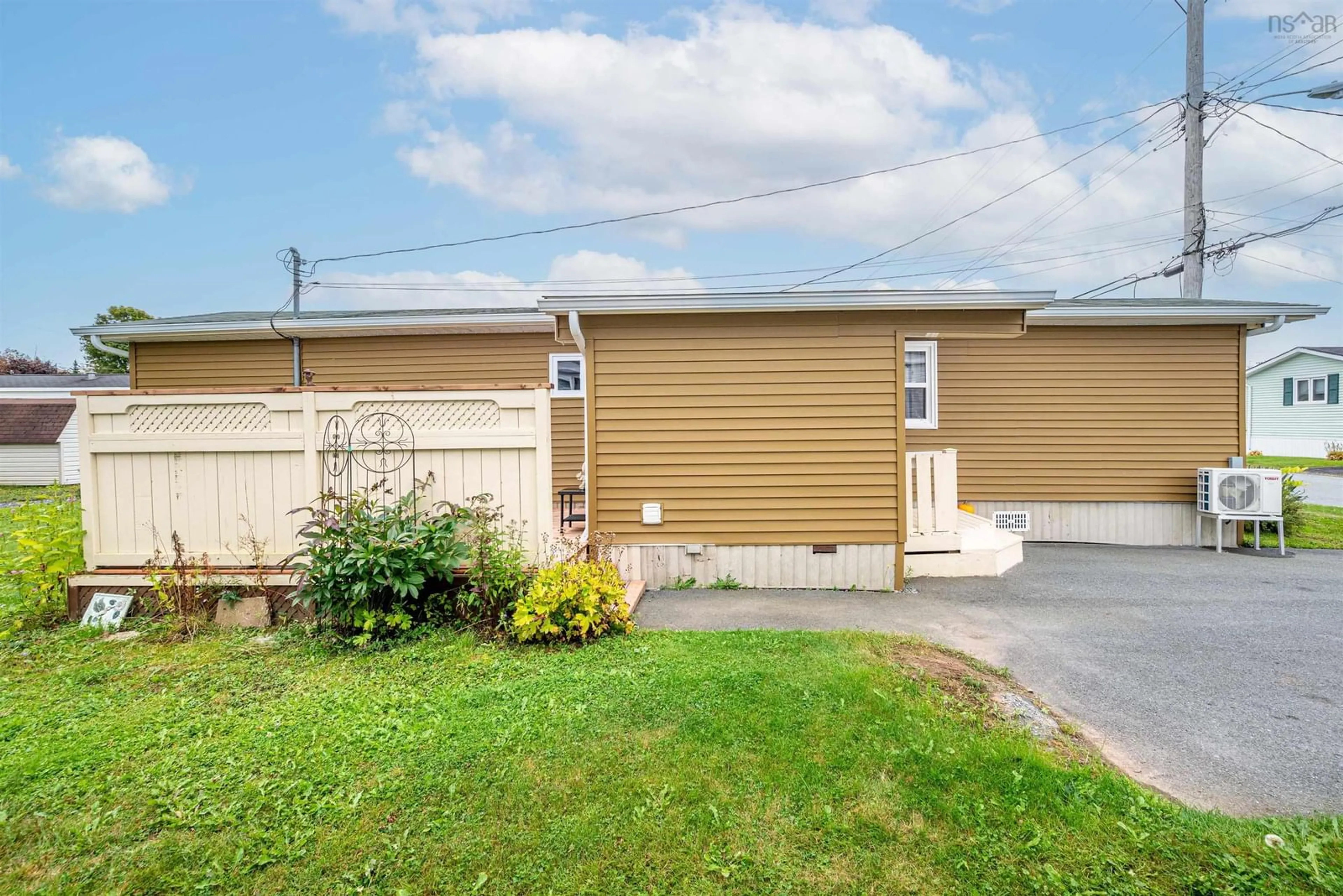 Unknown for 22 Cocoa St, Halifax Nova Scotia B2W 4W5
