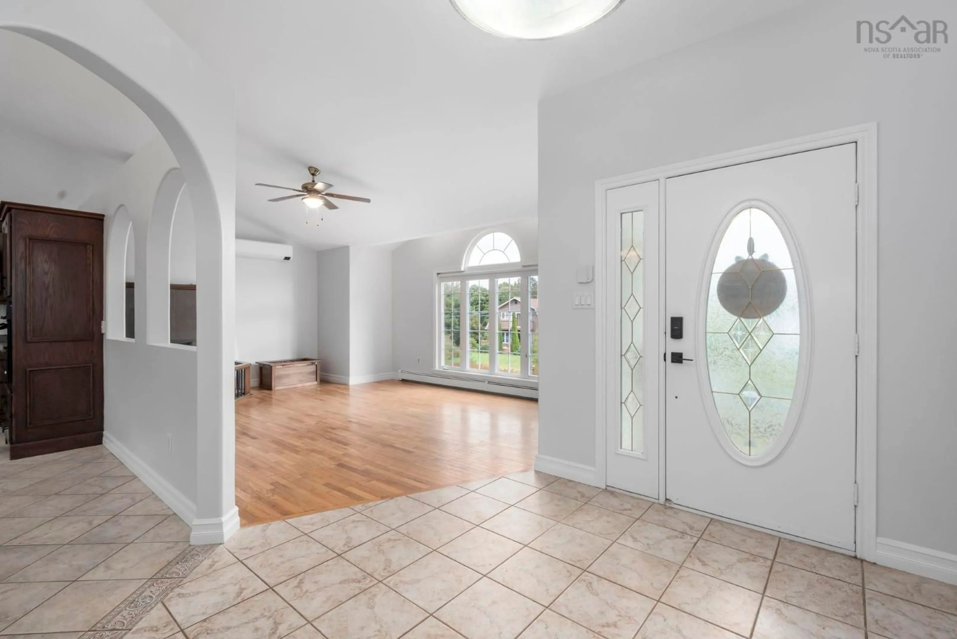 Indoor entryway for 1 Bainbridge Crt, Westphal Nova Scotia B2Z 1J5