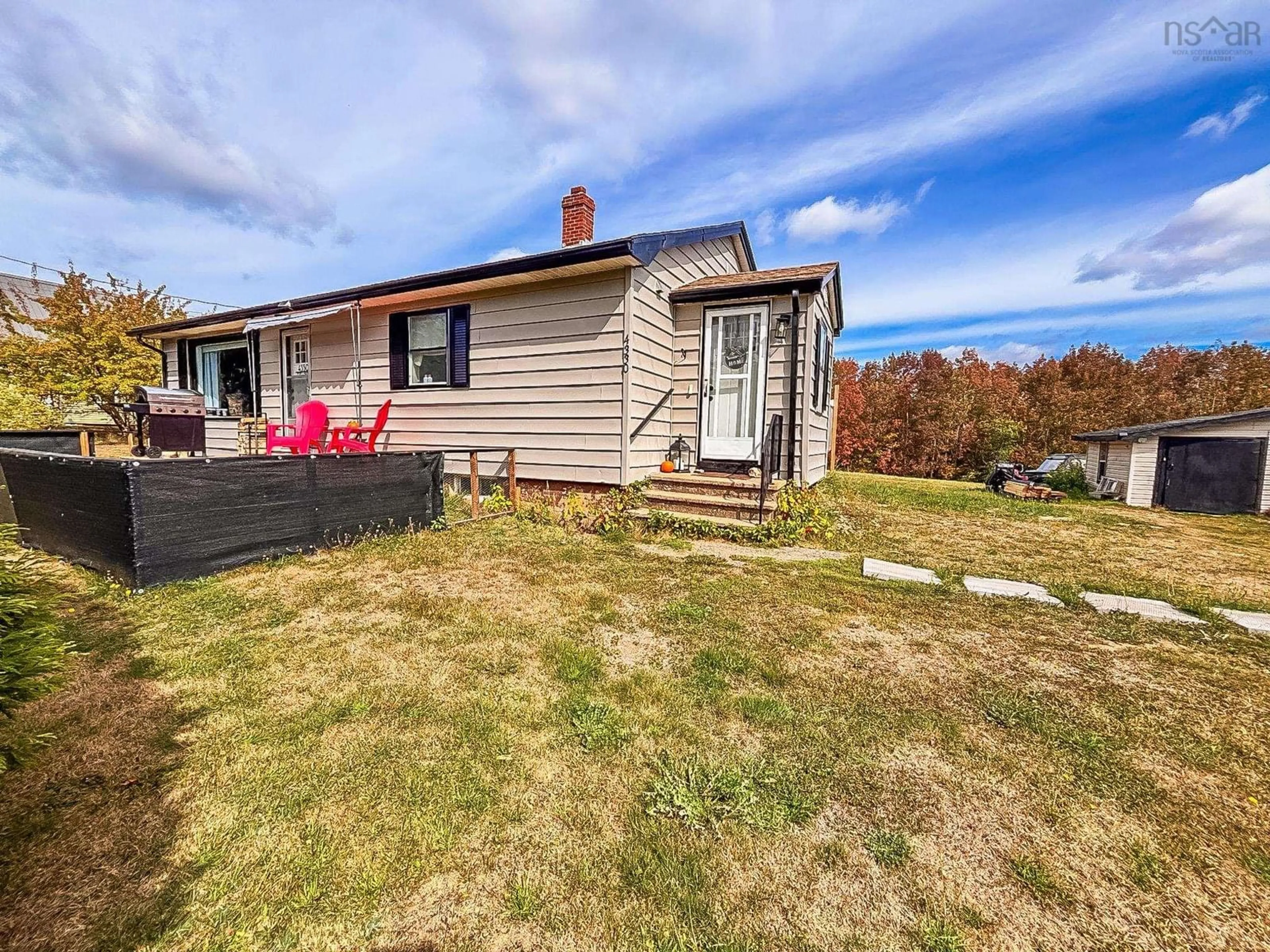 A pic from outside/outdoor area/front of a property/back of a property/a pic from drone, unknown for 4330 Northfield Rd, Watford Nova Scotia B0R 1E0