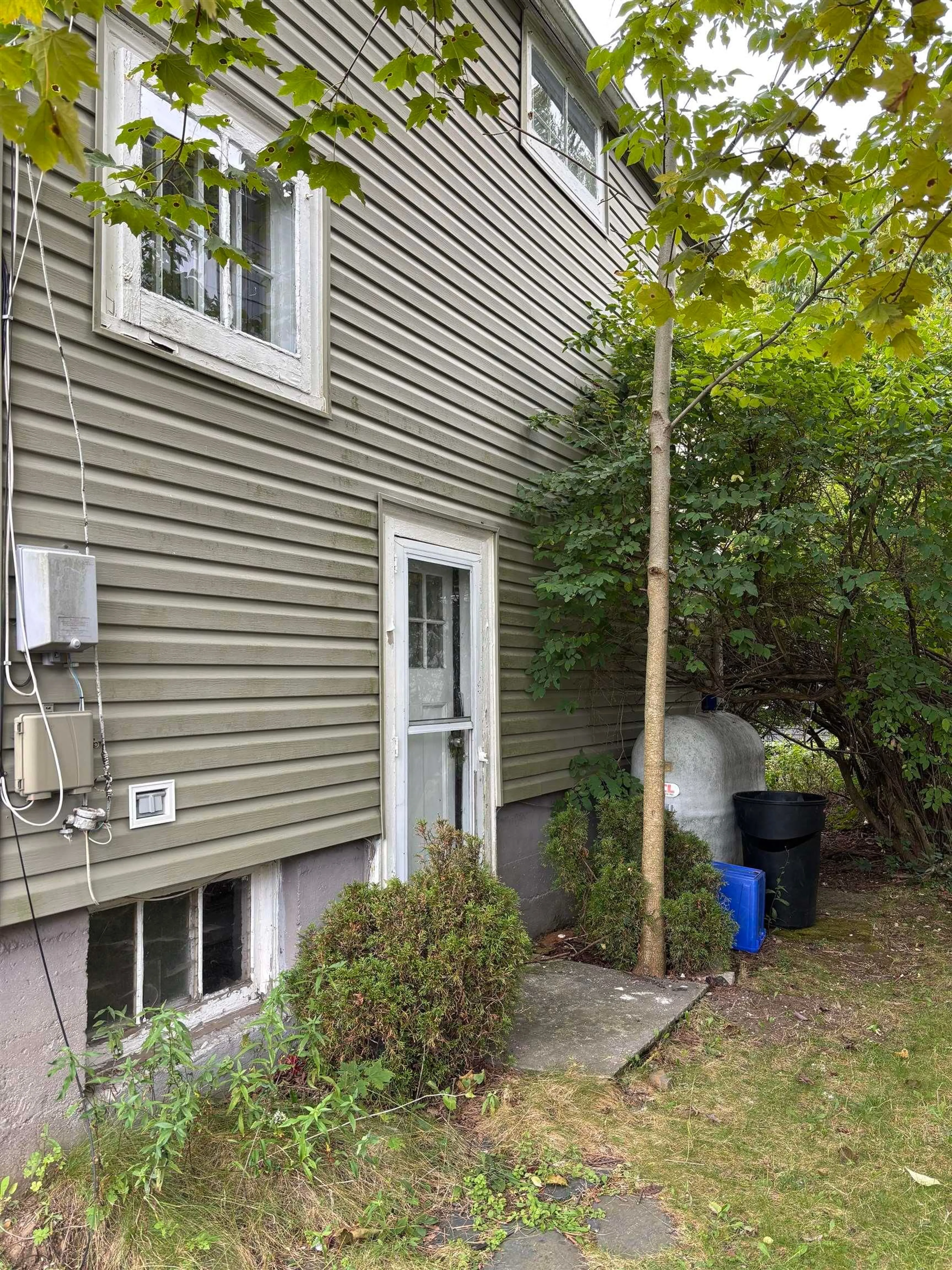 Home with vinyl exterior material, street for 534 St. Margaret's Bay Rd, Halifax Nova Scotia B3N 1K5