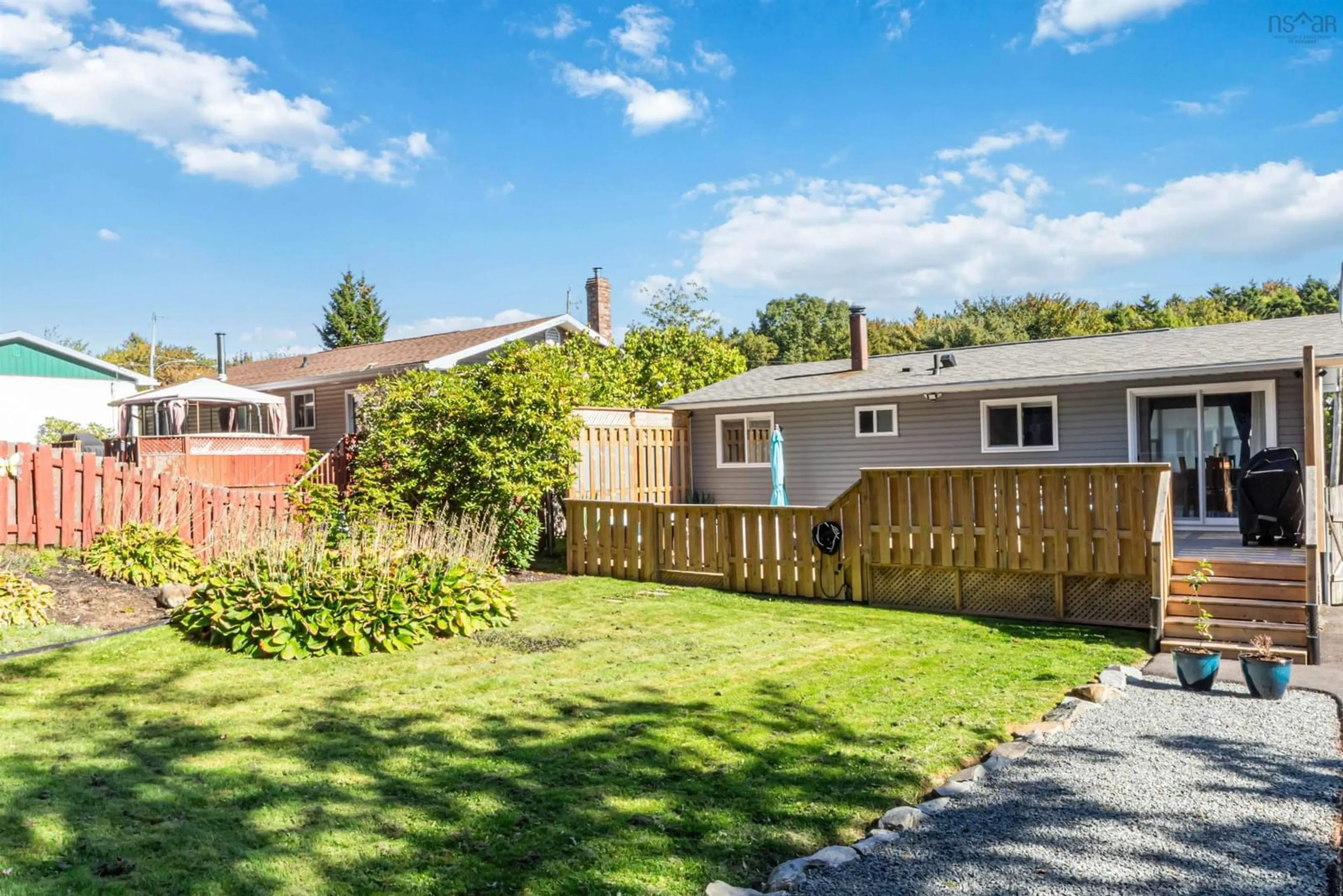A pic from outside/outdoor area/front of a property/back of a property/a pic from drone, street for 20 Glenalva Crt, Dartmouth Nova Scotia B2W 4P5