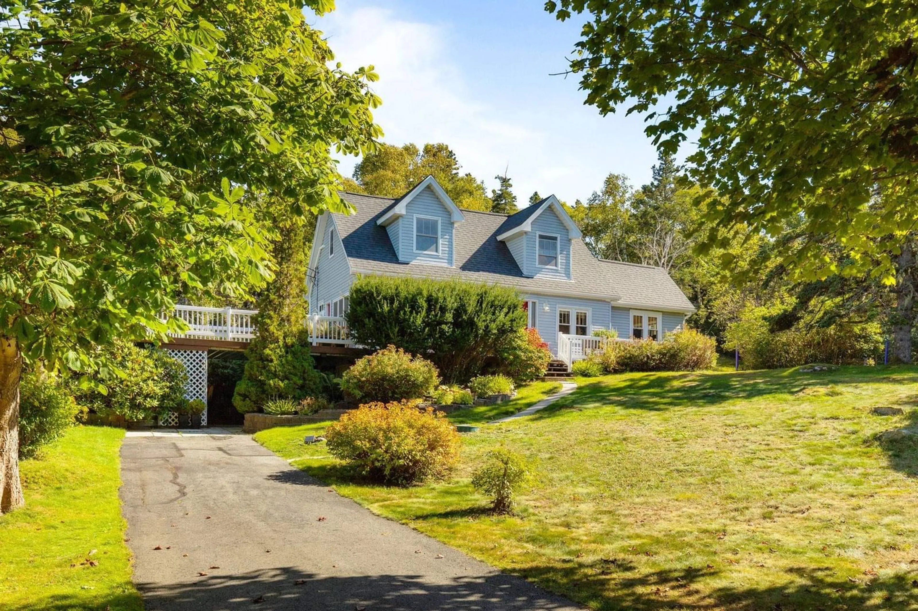 A pic from outside/outdoor area/front of a property/back of a property/a pic from drone, street for 8979 Peggys Cove Rd Rd, Indian Harbour Nova Scotia B3Z 3P2