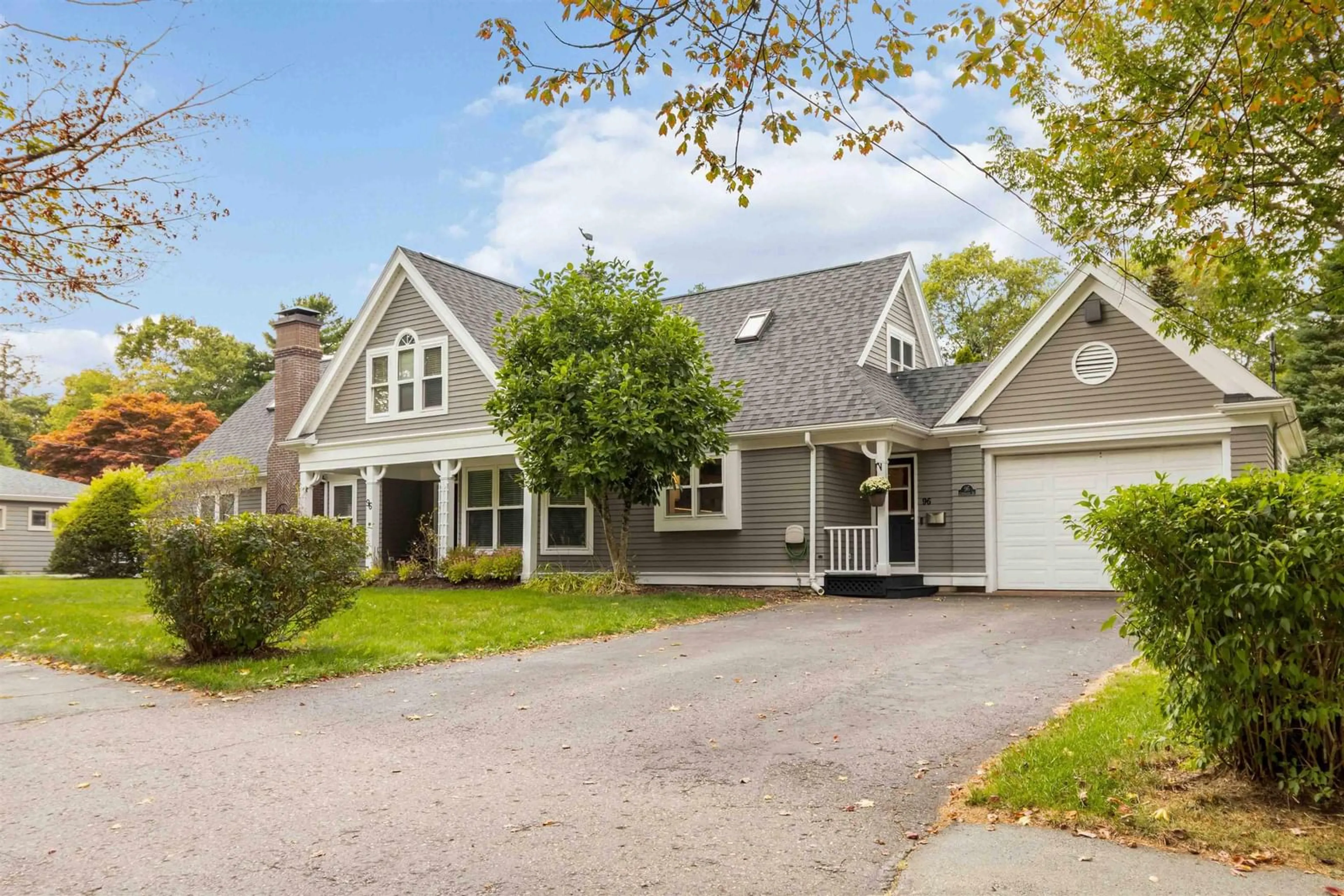 Home with vinyl exterior material, street for 96 Crescent St, Bridgewater Nova Scotia B4V 2C7