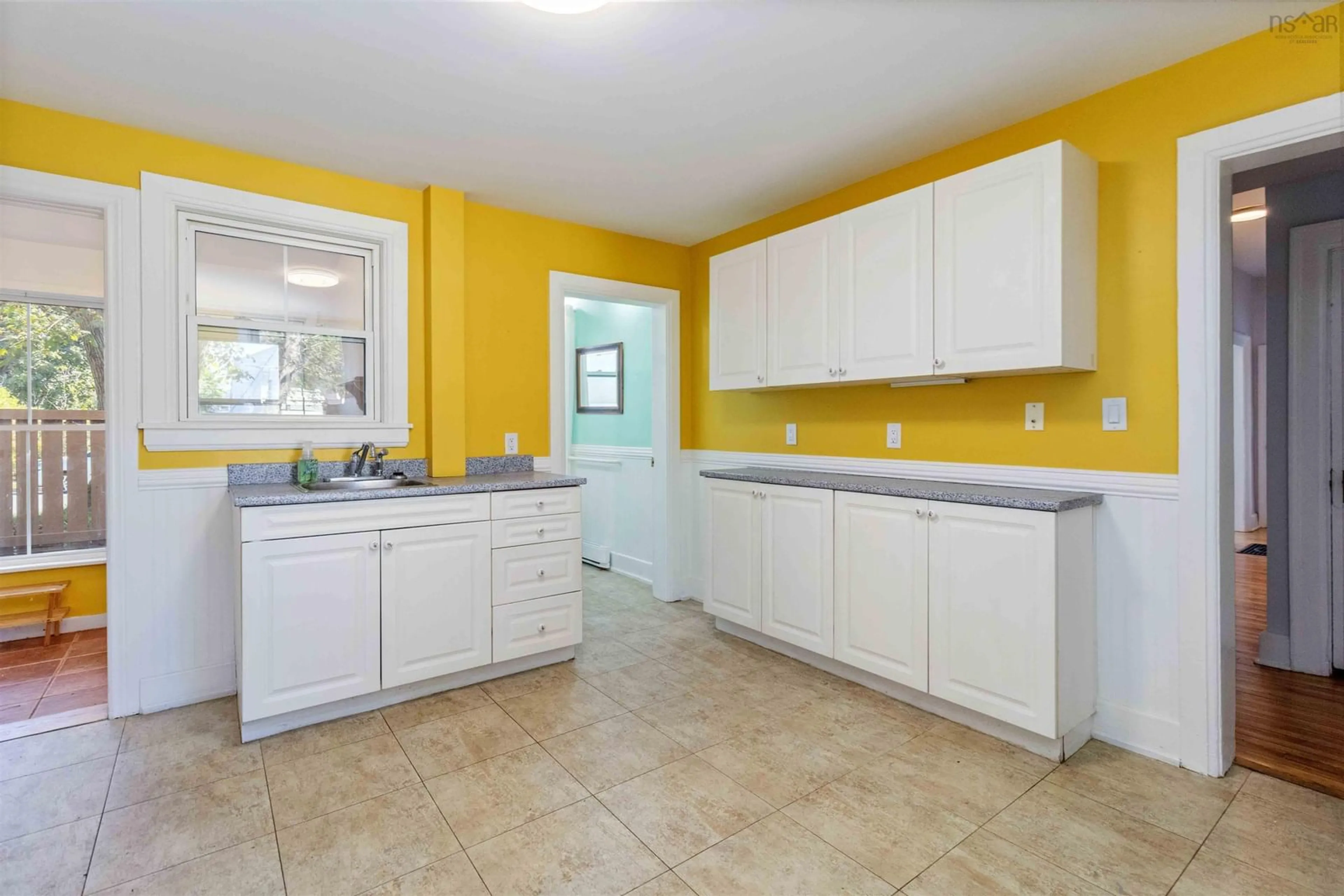 Standard kitchen, ceramic/tile floor for 132 Victoria Rd, Dartmouth Nova Scotia B3A 1V6
