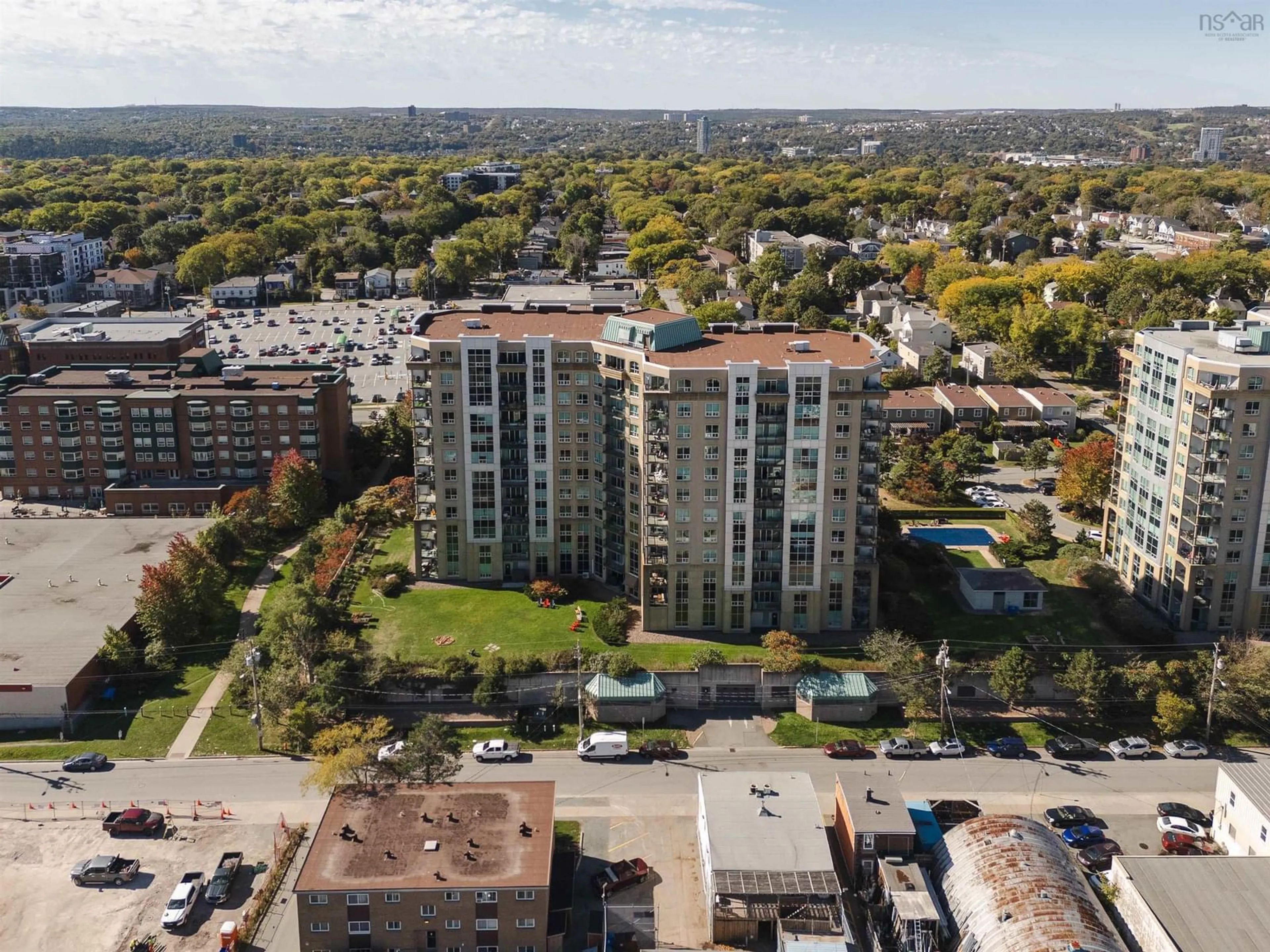 A pic from outside/outdoor area/front of a property/back of a property/a pic from drone, city buildings view from balcony for 2677 Gladstone St #401, Halifax Nova Scotia B3K 0A3