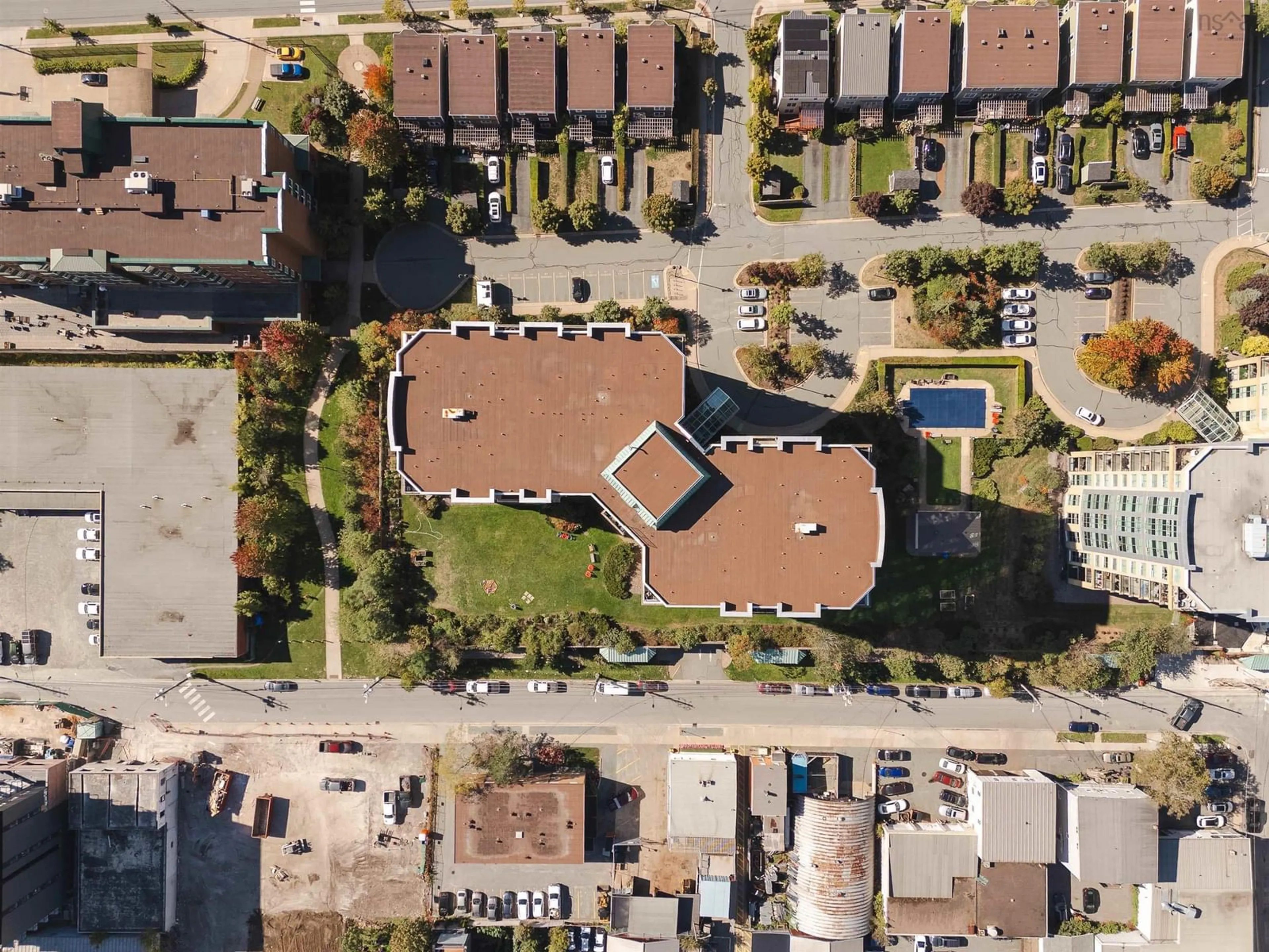 A pic from outside/outdoor area/front of a property/back of a property/a pic from drone, street for 2677 Gladstone St #401, Halifax Nova Scotia B3K 0A3
