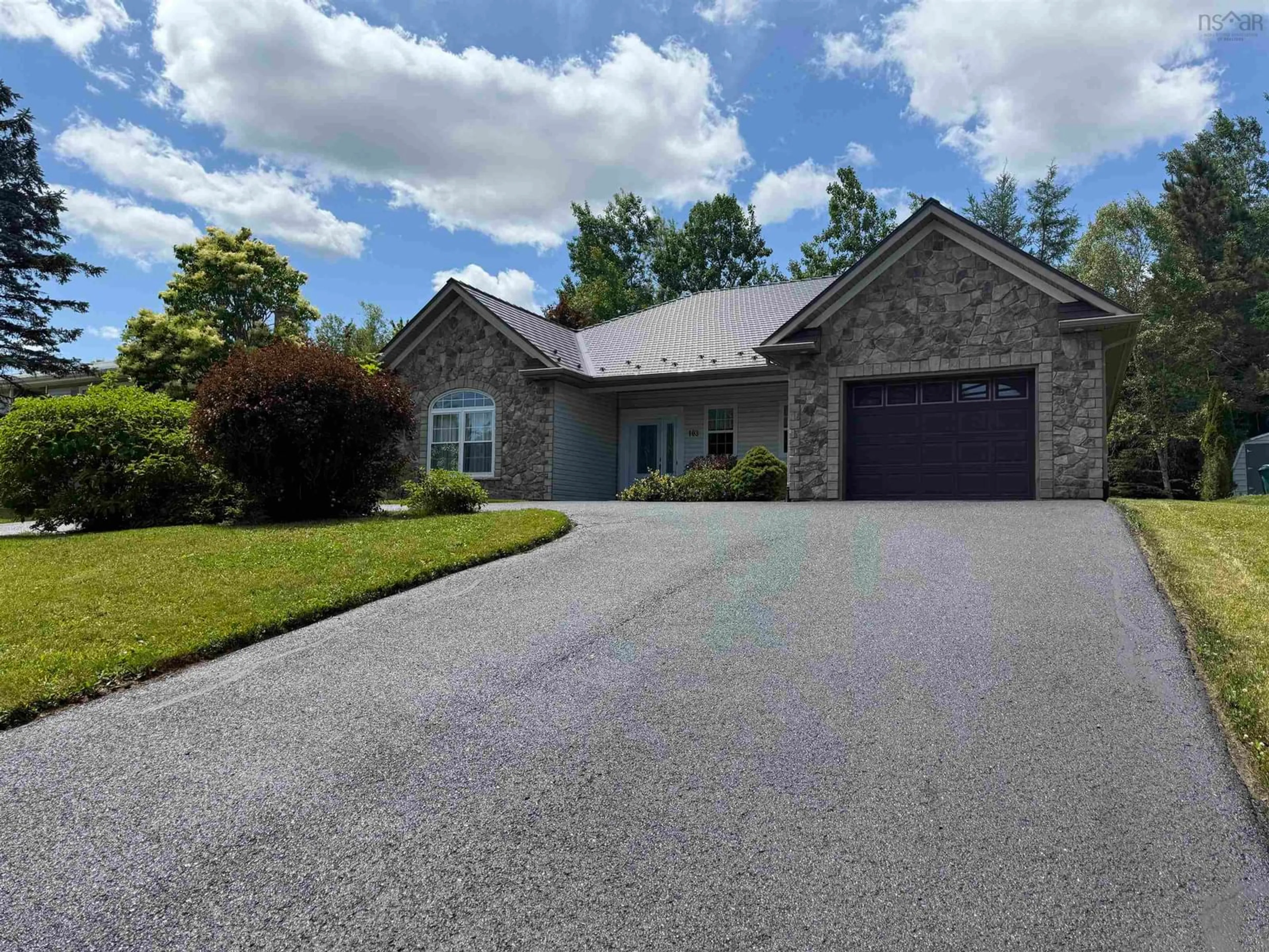 Unknown for 103 Oakwood Dr, Truro Heights Nova Scotia B6L 1N3