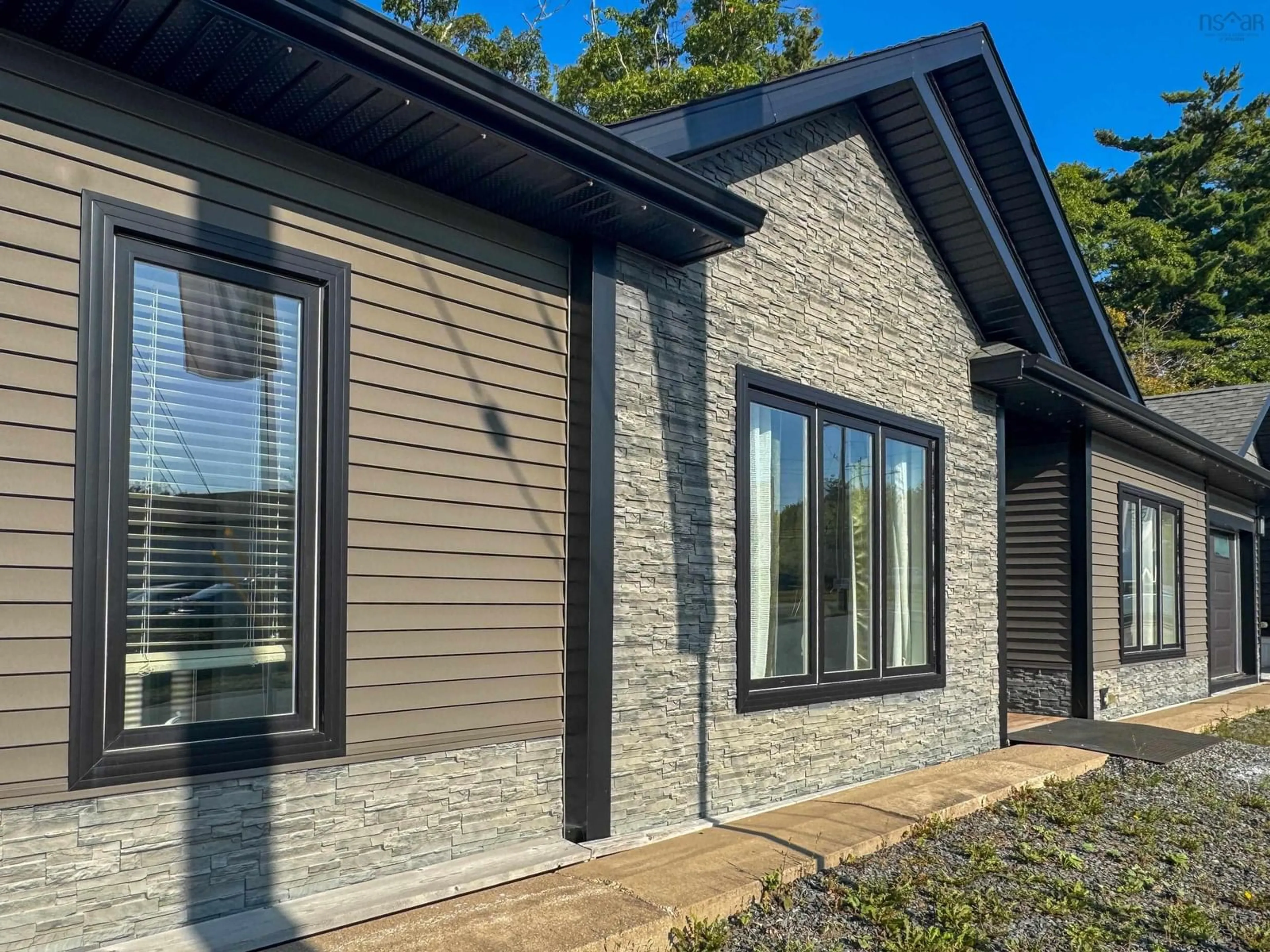 Home with brick exterior material, unknown for 277 Haven Dr, Bridgewater Nova Scotia B4V 4E4