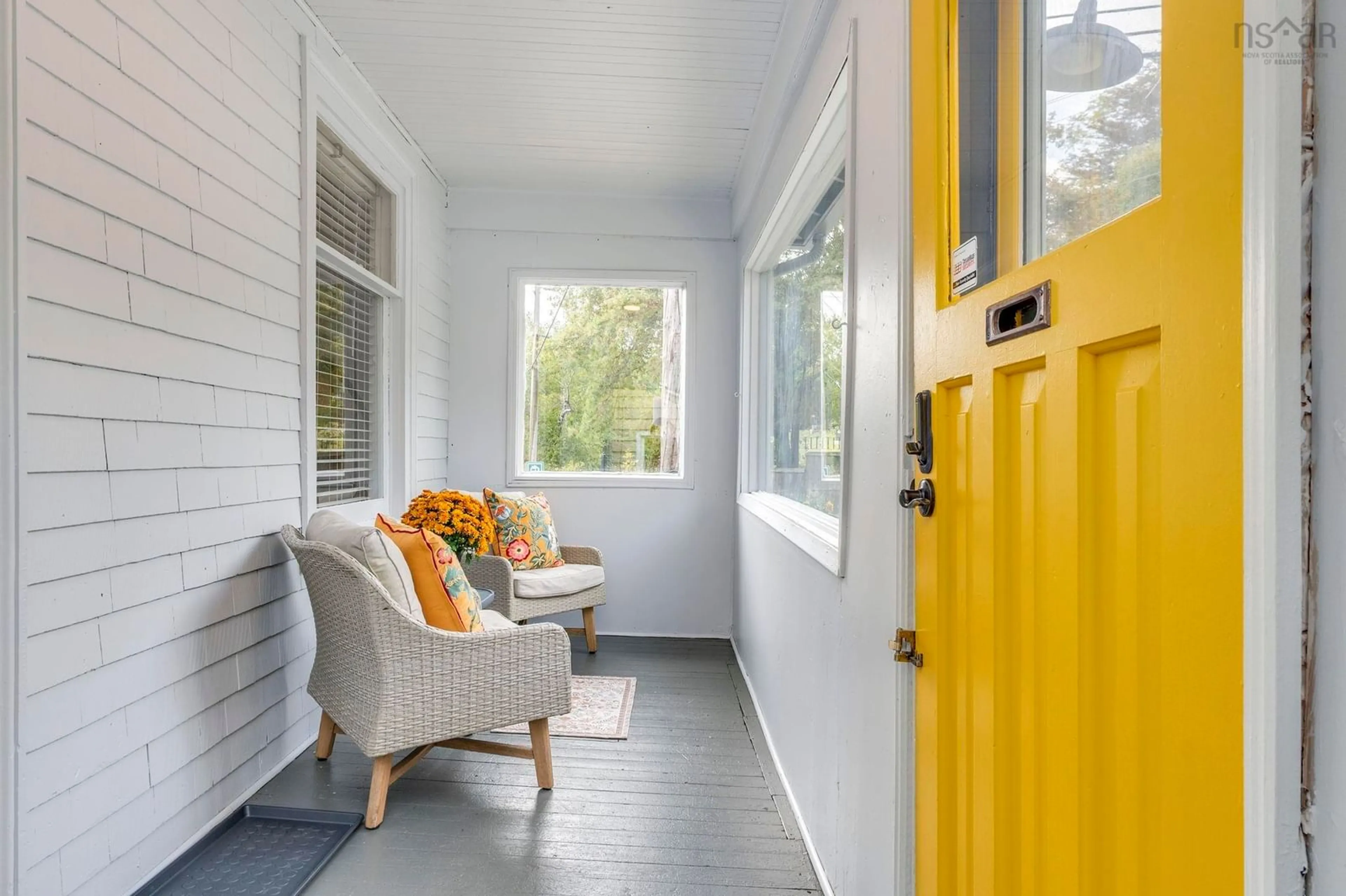 Indoor entryway for 2 Dahlia St, Dartmouth Nova Scotia B3A 2R7