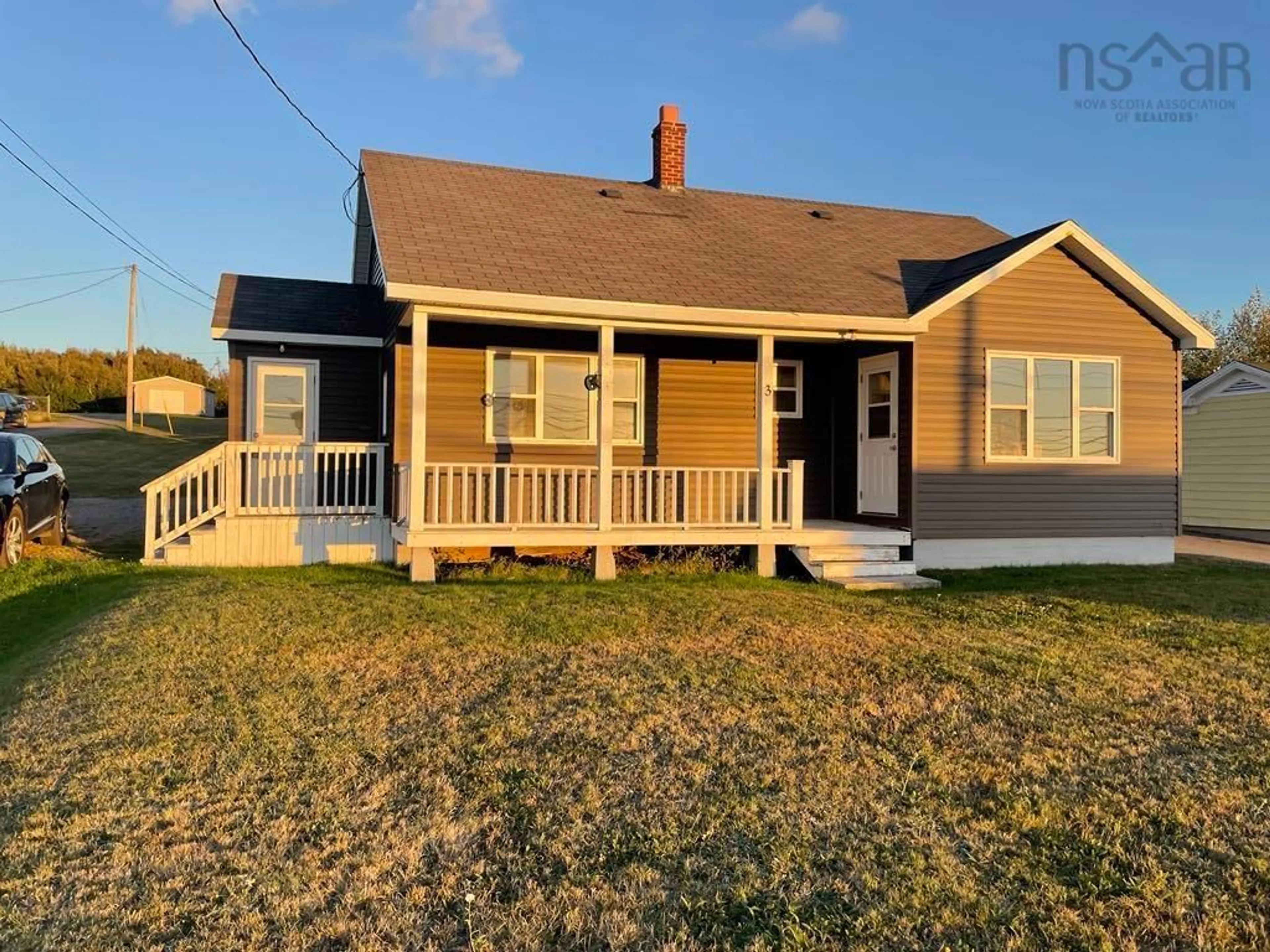 Home with vinyl exterior material, unknown for 3 Chemin De Susanne Rd, Chéticamp Nova Scotia B0E 1H0