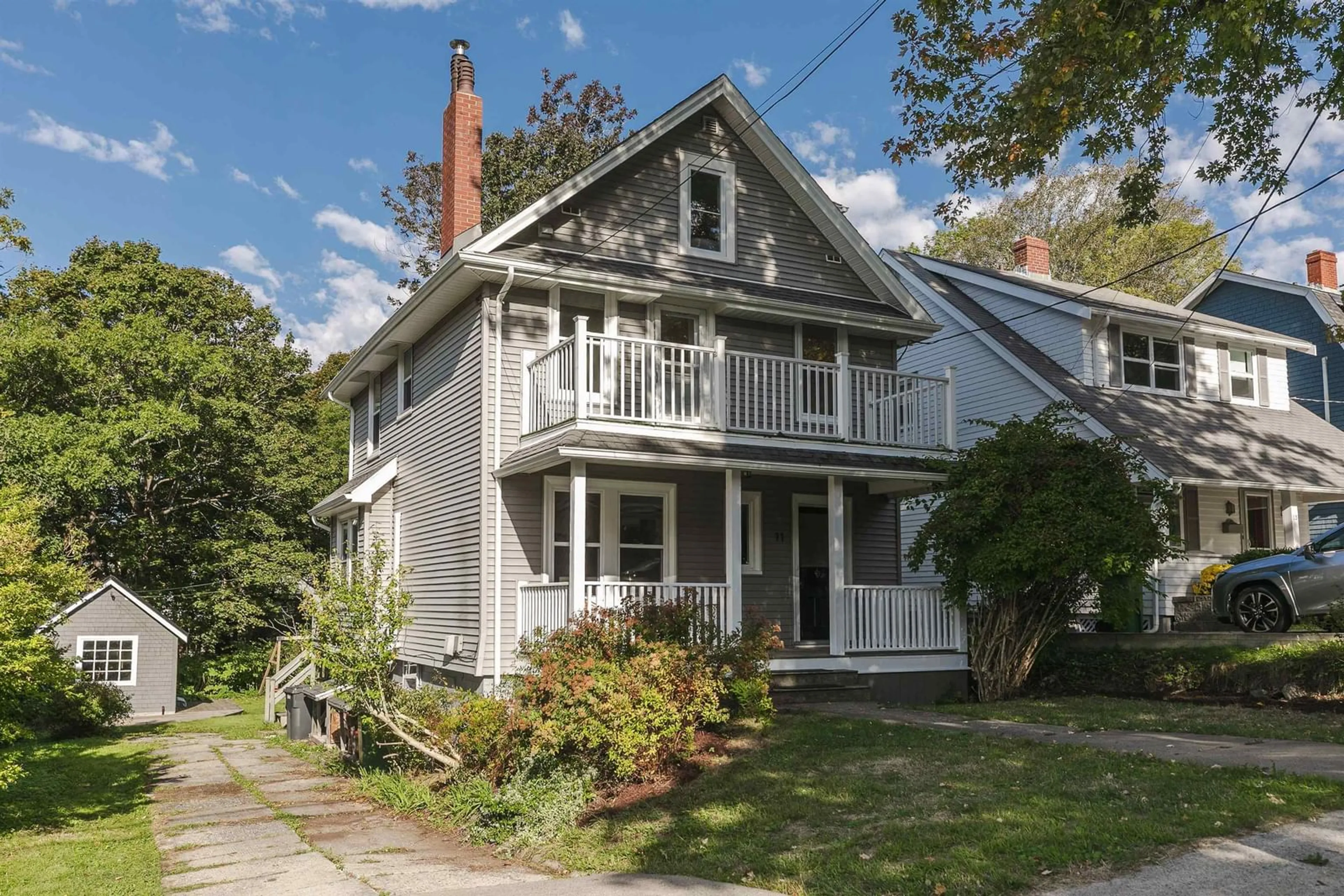 Home with vinyl exterior material, street for 11 James St, Dartmouth Nova Scotia B2Y 1R1