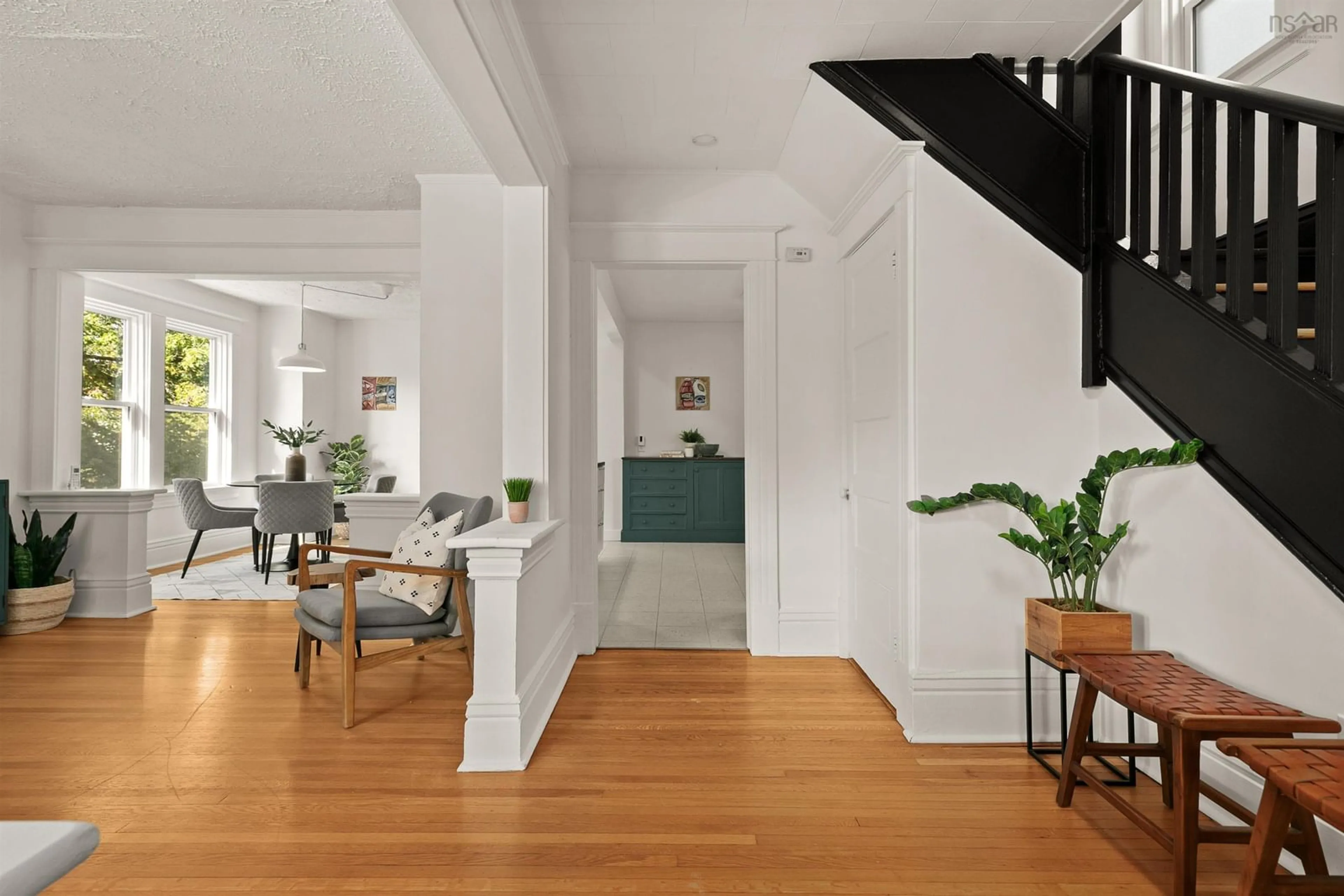 Indoor entryway for 11 James St, Dartmouth Nova Scotia B2Y 1R1