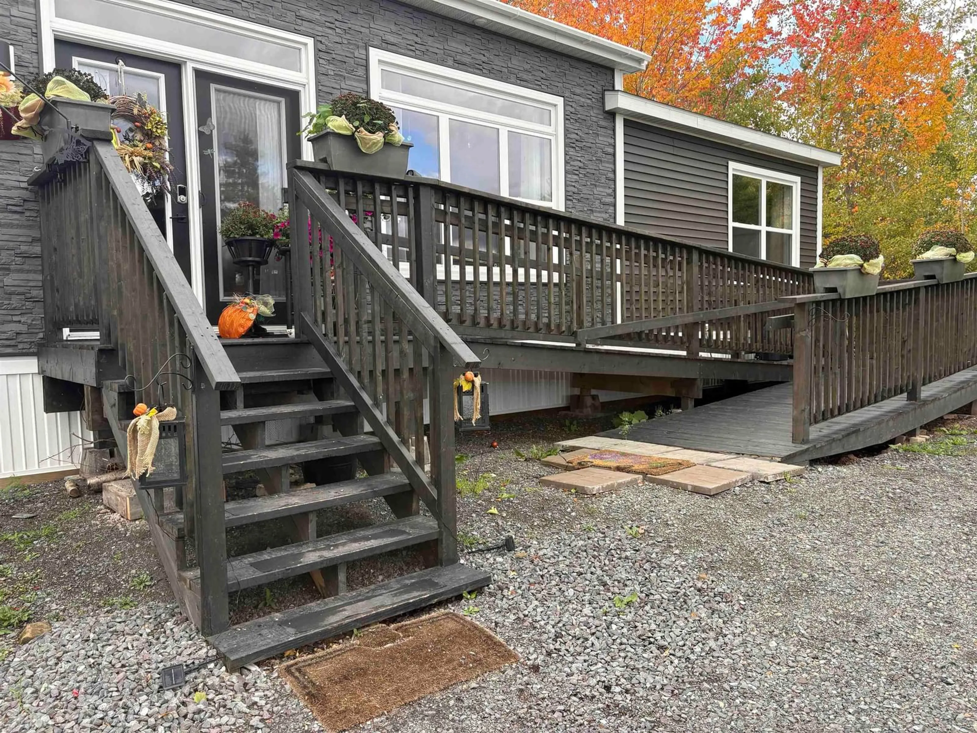 Patio, street for 6106 4 Hwy, Linacy Nova Scotia B2H 5C4