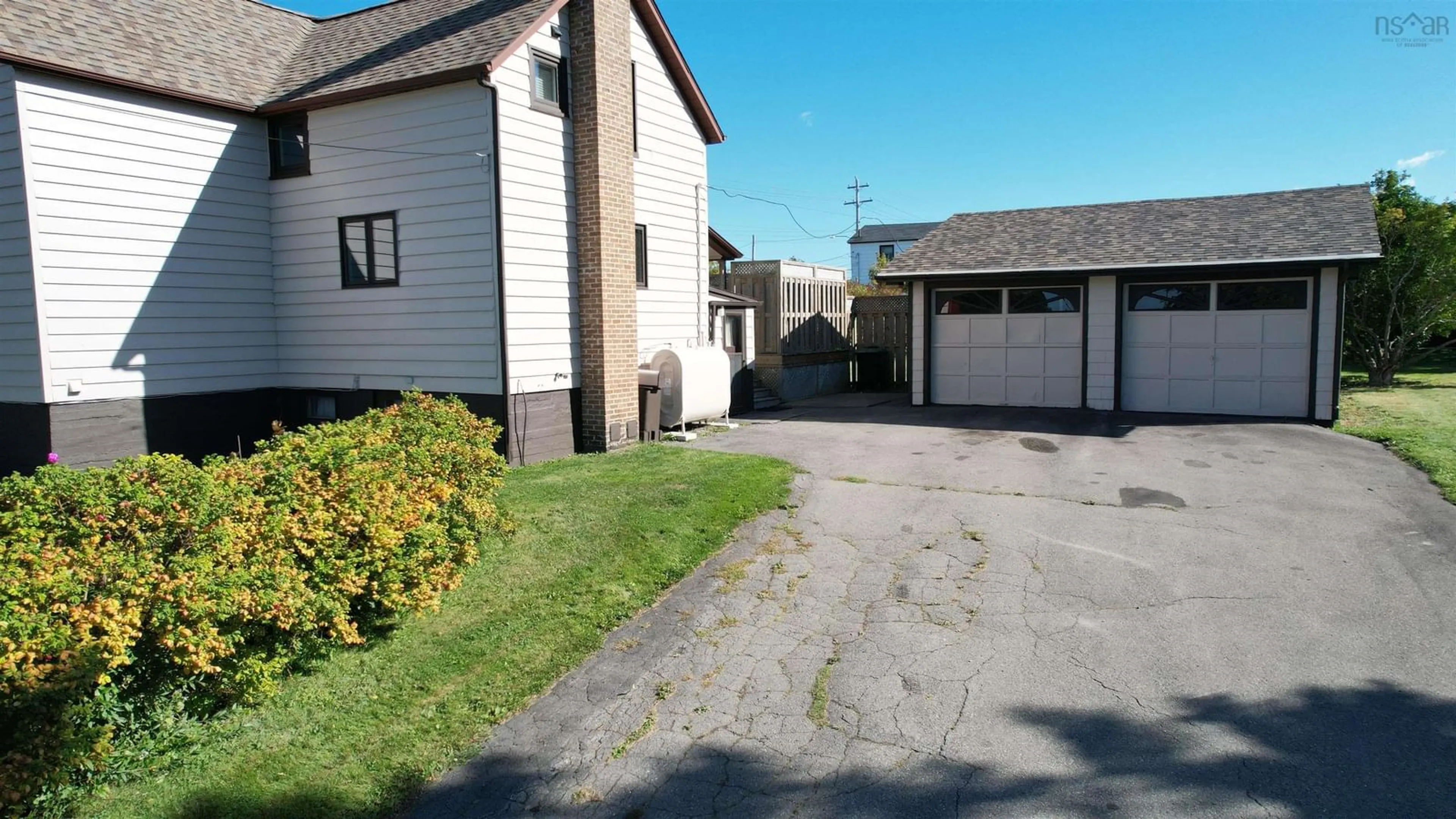 A pic from outside/outdoor area/front of a property/back of a property/a pic from drone, street for 325 Reserve St, Glace Bay Nova Scotia B1A 4W8