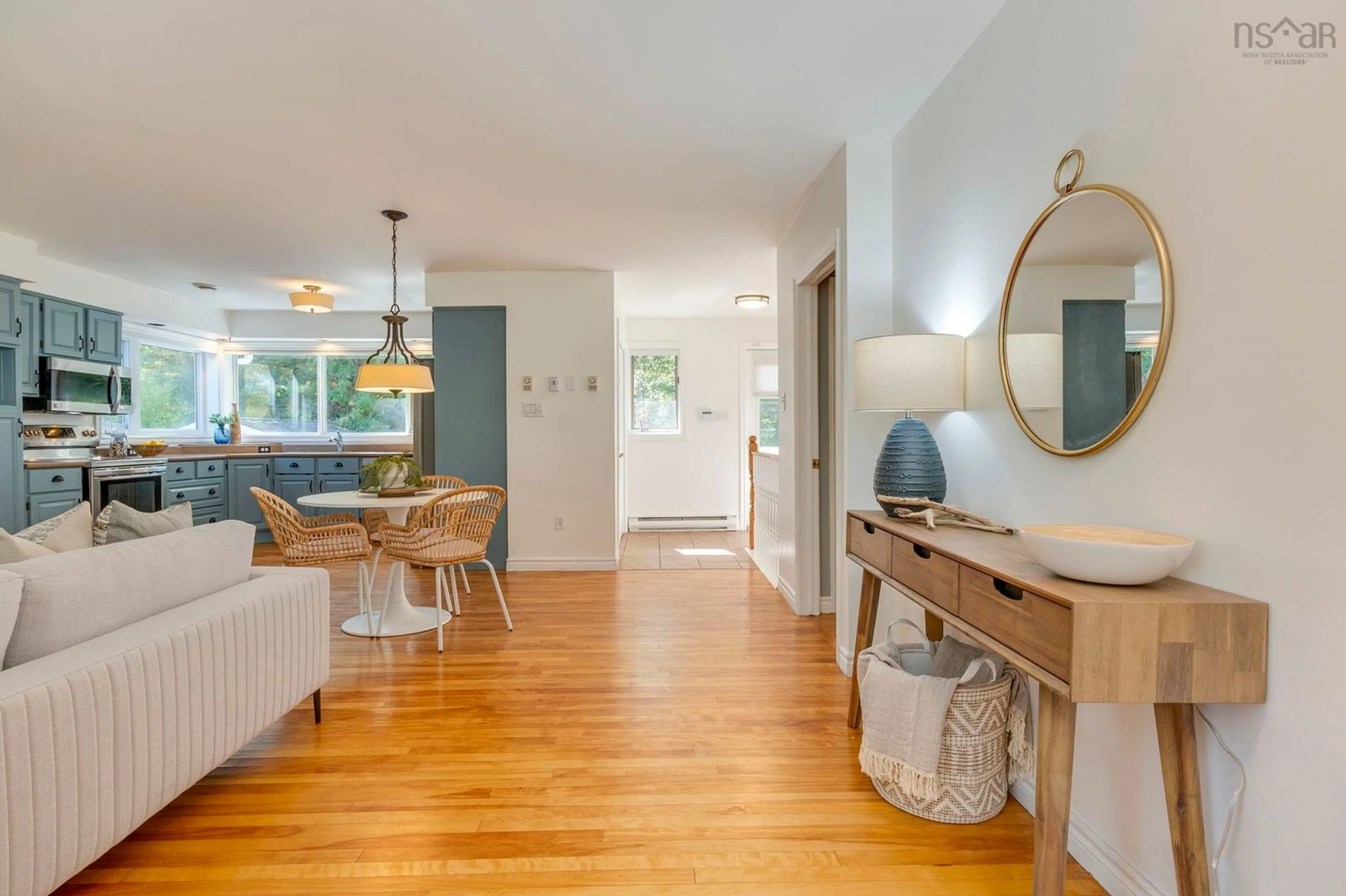 Indoor entryway for 64 Richard St, Timberlea Nova Scotia B3T 1J6
