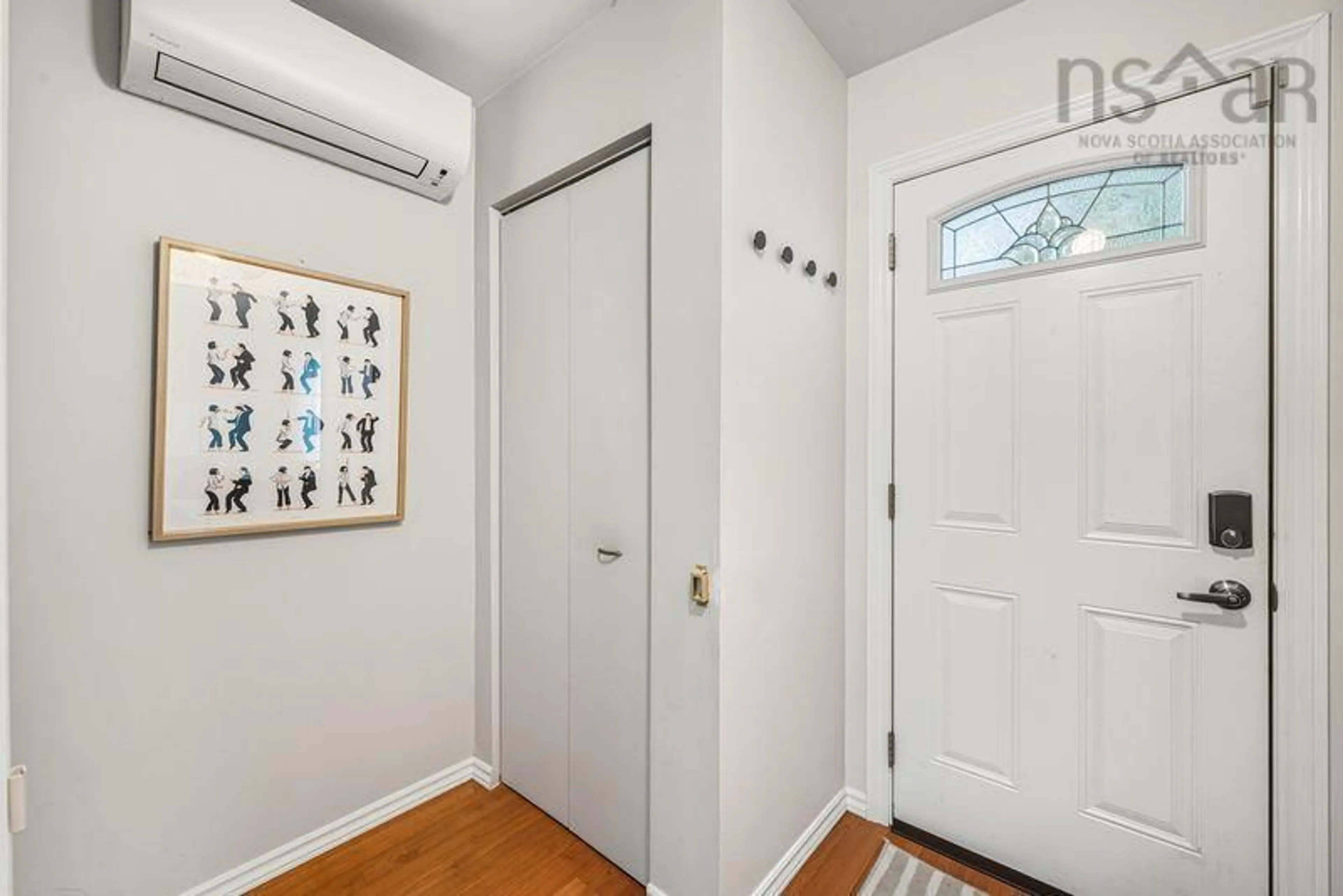 Indoor entryway for 6 Valkyrie Cres, Dartmouth Nova Scotia B2W 5B6