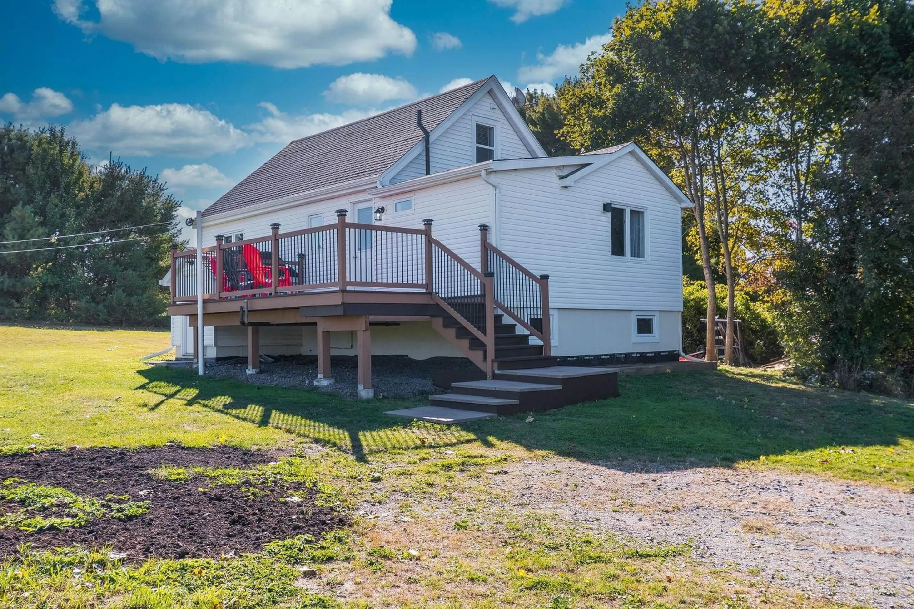 A pic from outside/outdoor area/front of a property/back of a property/a pic from drone, water/lake/river/ocean view for 167 Schurman Rd, Falmouth Nova Scotia B0P 0B9