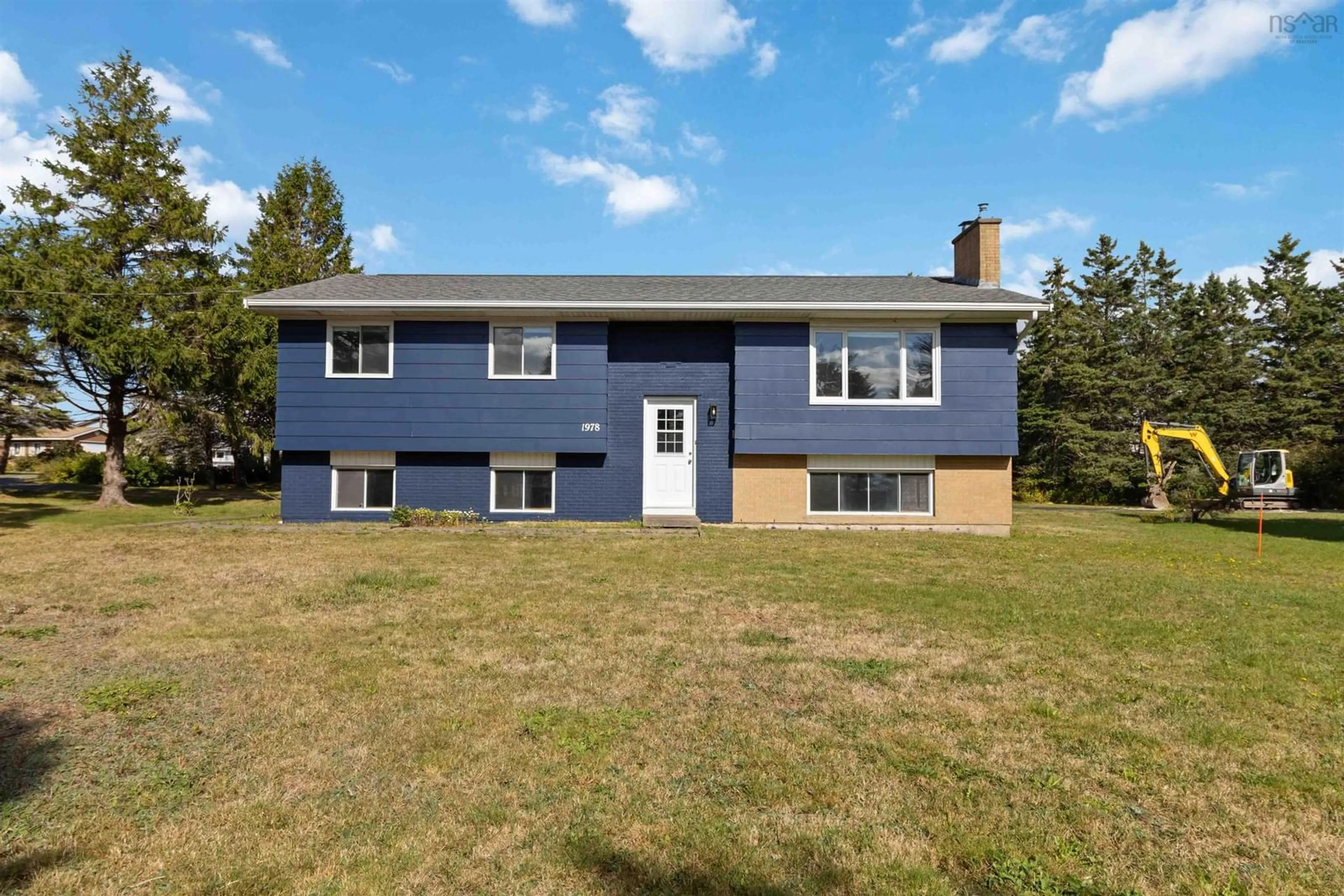Home with vinyl exterior material, unknown for 1978 Caldwell Rd, Eastern Passage Nova Scotia B3G 1J1