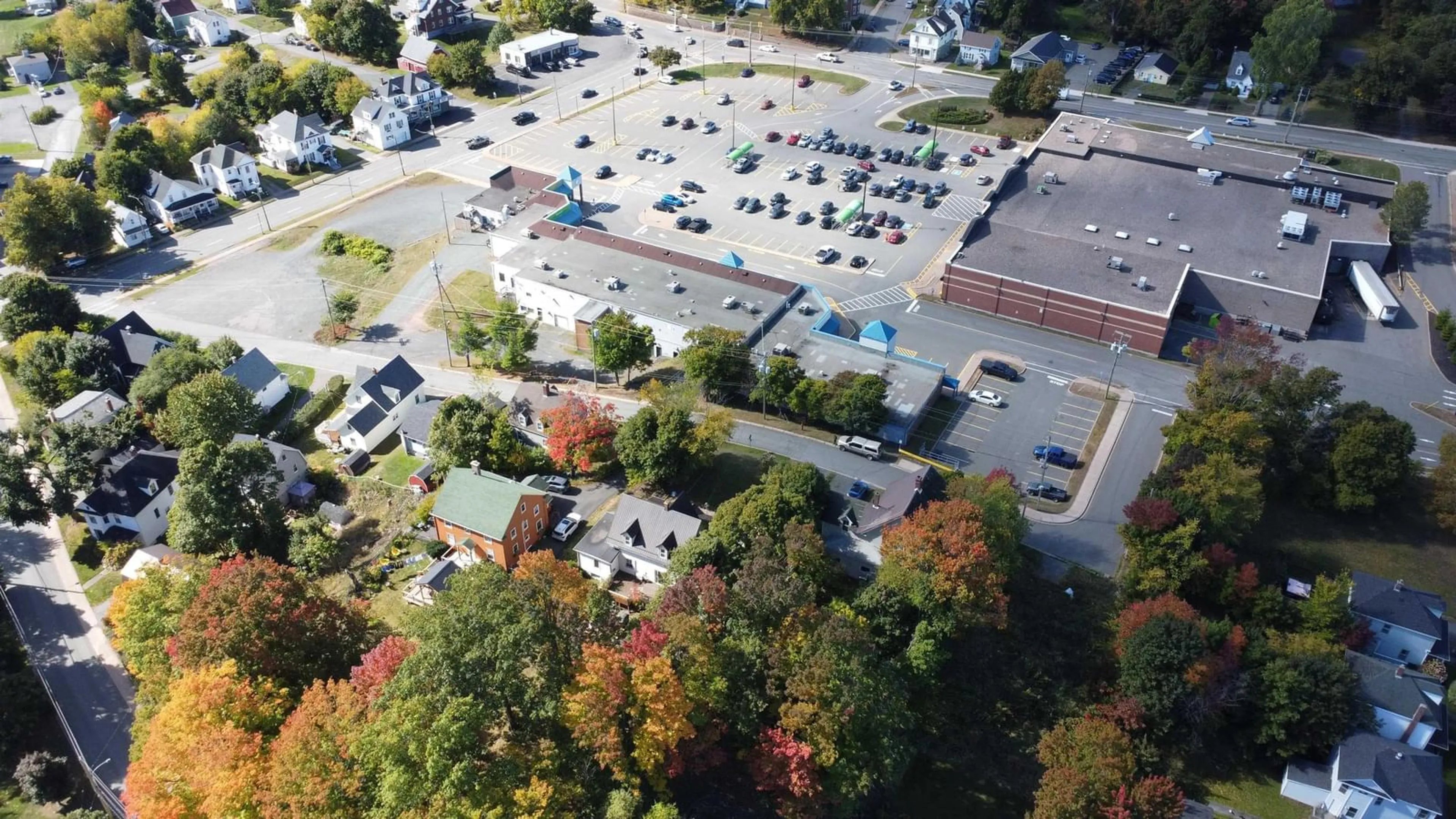 A pic from outside/outdoor area/front of a property/back of a property/a pic from drone, unknown for 65 Company St, New Glasgow Nova Scotia B2H 1N9