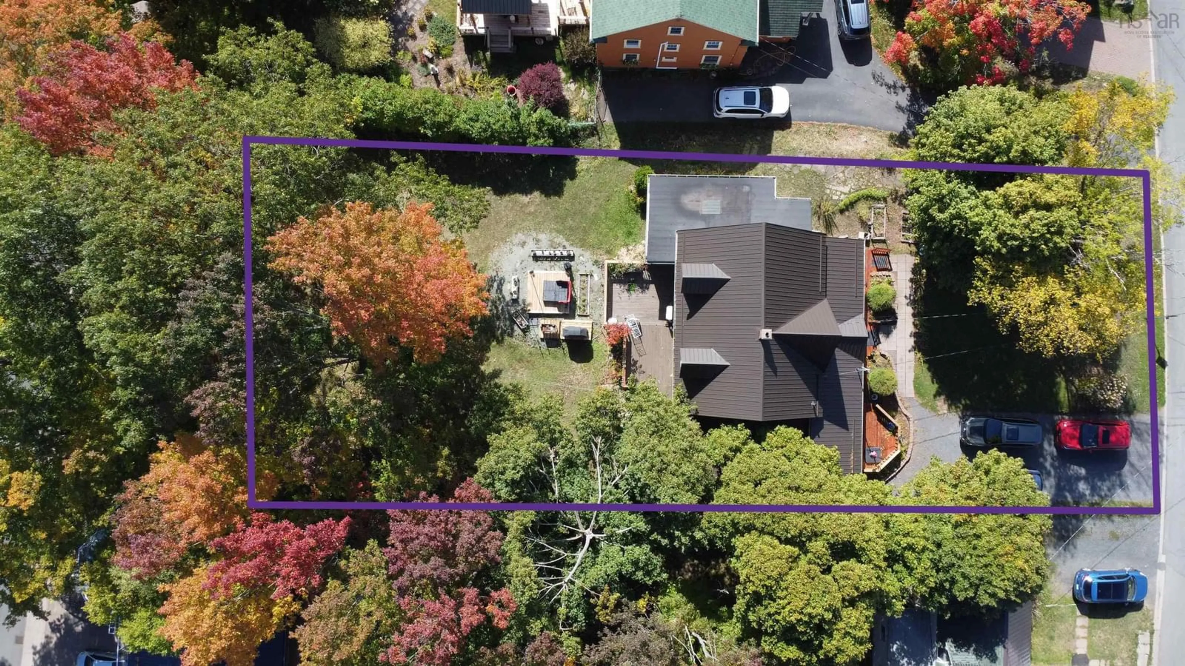 A pic from outside/outdoor area/front of a property/back of a property/a pic from drone, street for 65 Company St, New Glasgow Nova Scotia B2H 1N9