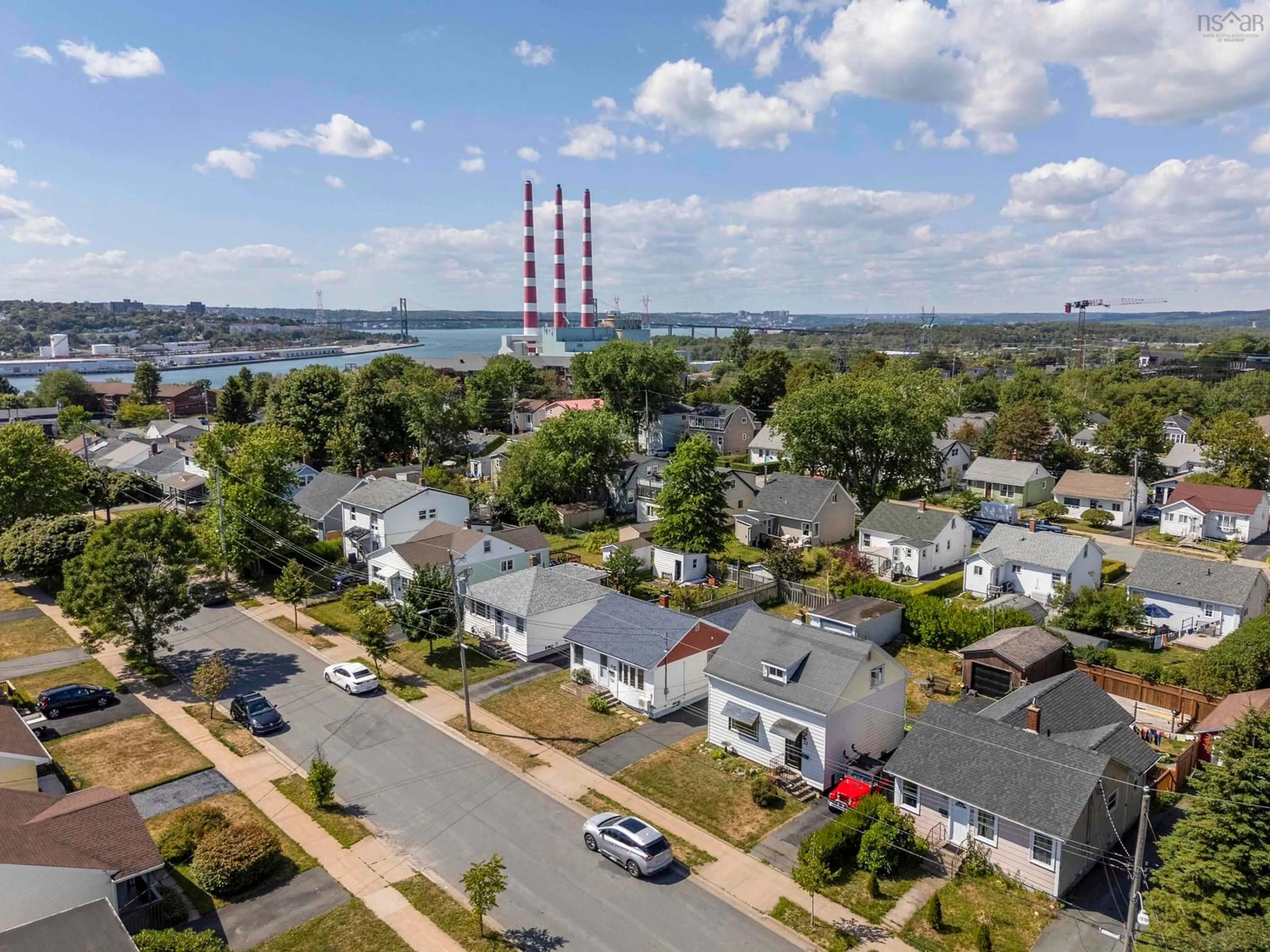A pic from outside/outdoor area/front of a property/back of a property/a pic from drone, water/lake/river/ocean view for 21 Howe St, Dartmouth Nova Scotia B2A 3G2