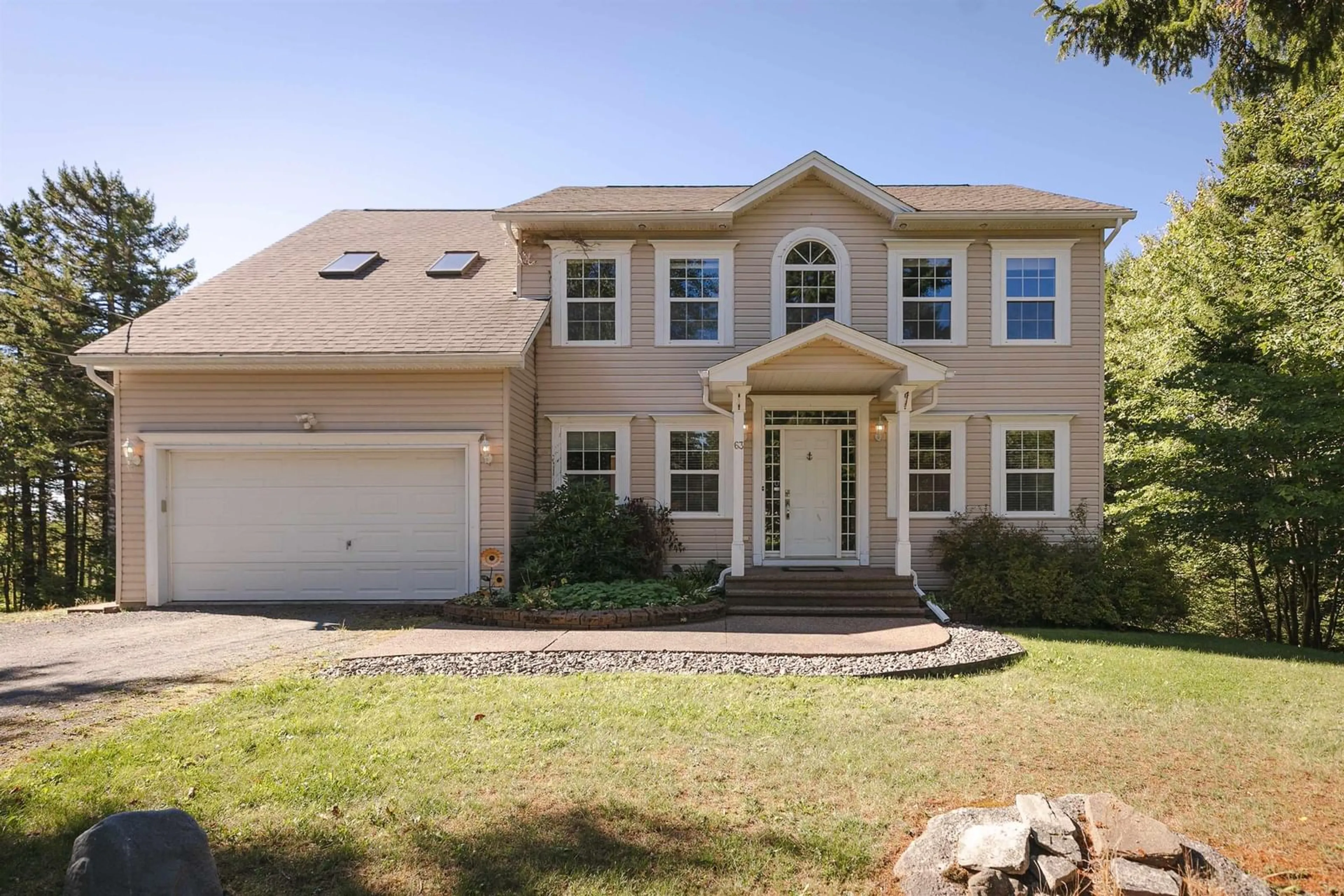 Home with vinyl exterior material, street for 63 Diana Dr, Kingswood Nova Scotia B4B 1M4