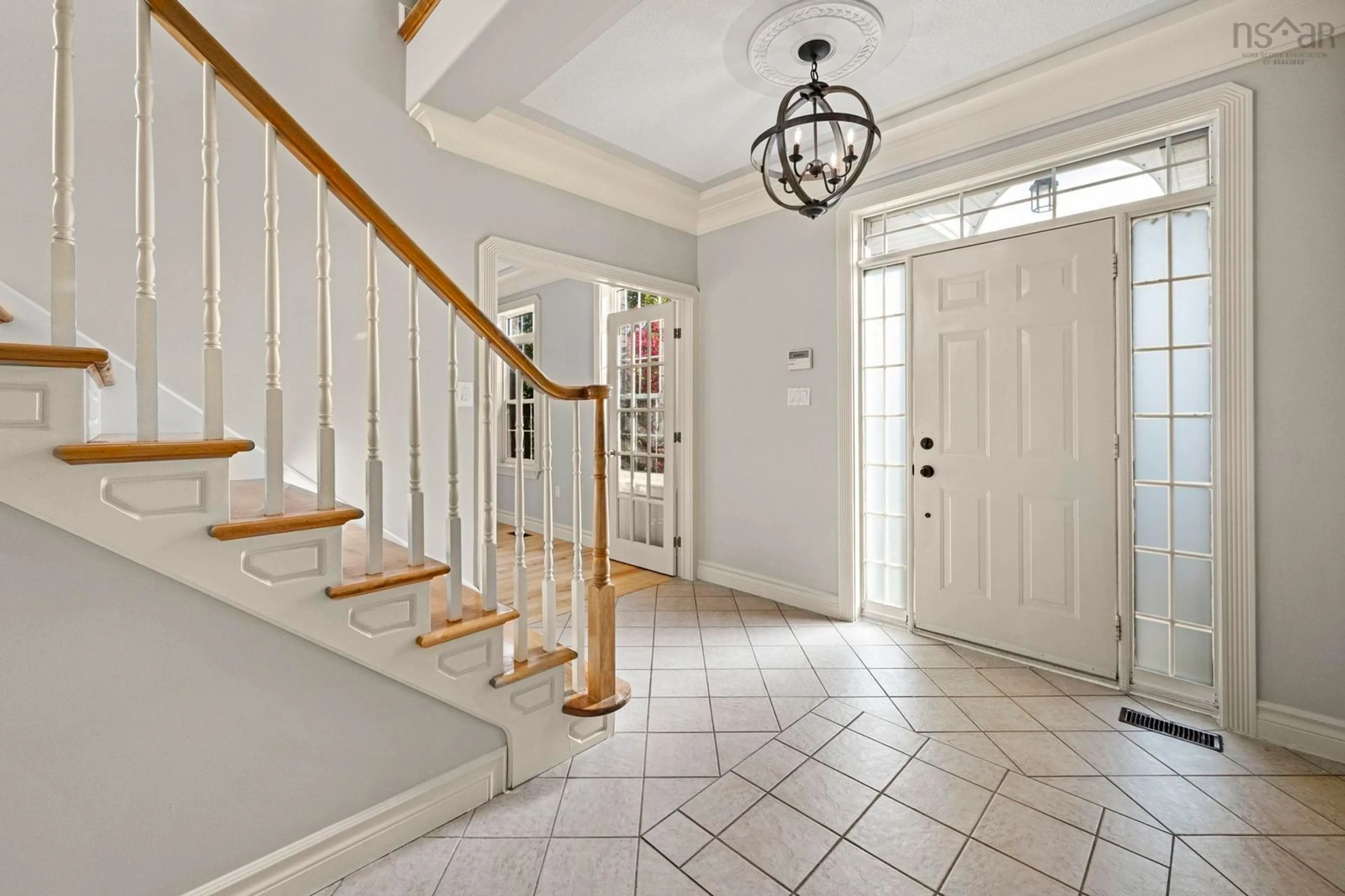Indoor foyer for 23 Lancaster Dr, Halifax Nova Scotia B3S 1E7