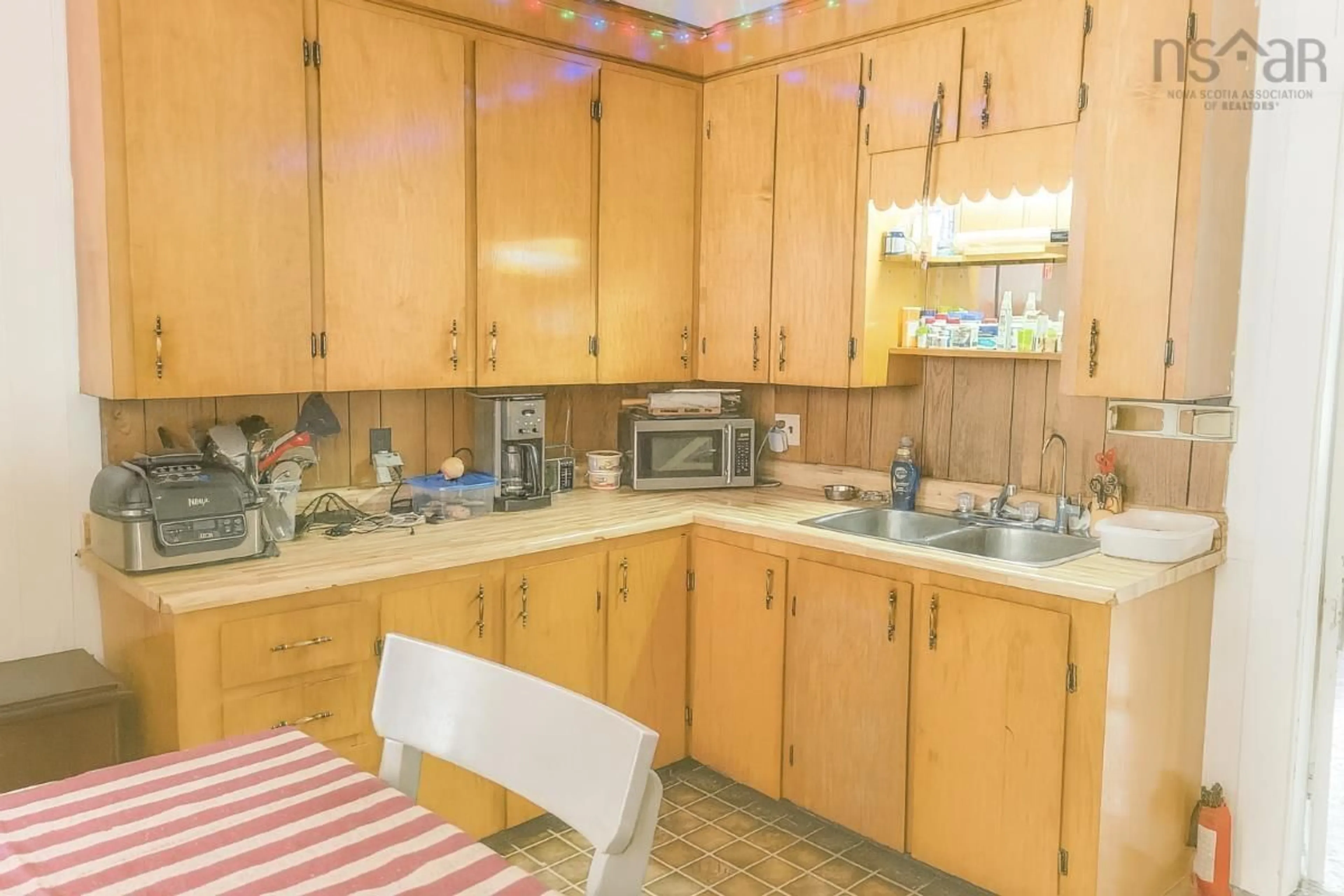 Standard kitchen, unknown for 9773 Highway 8, Caledonia Nova Scotia B0T 1H0
