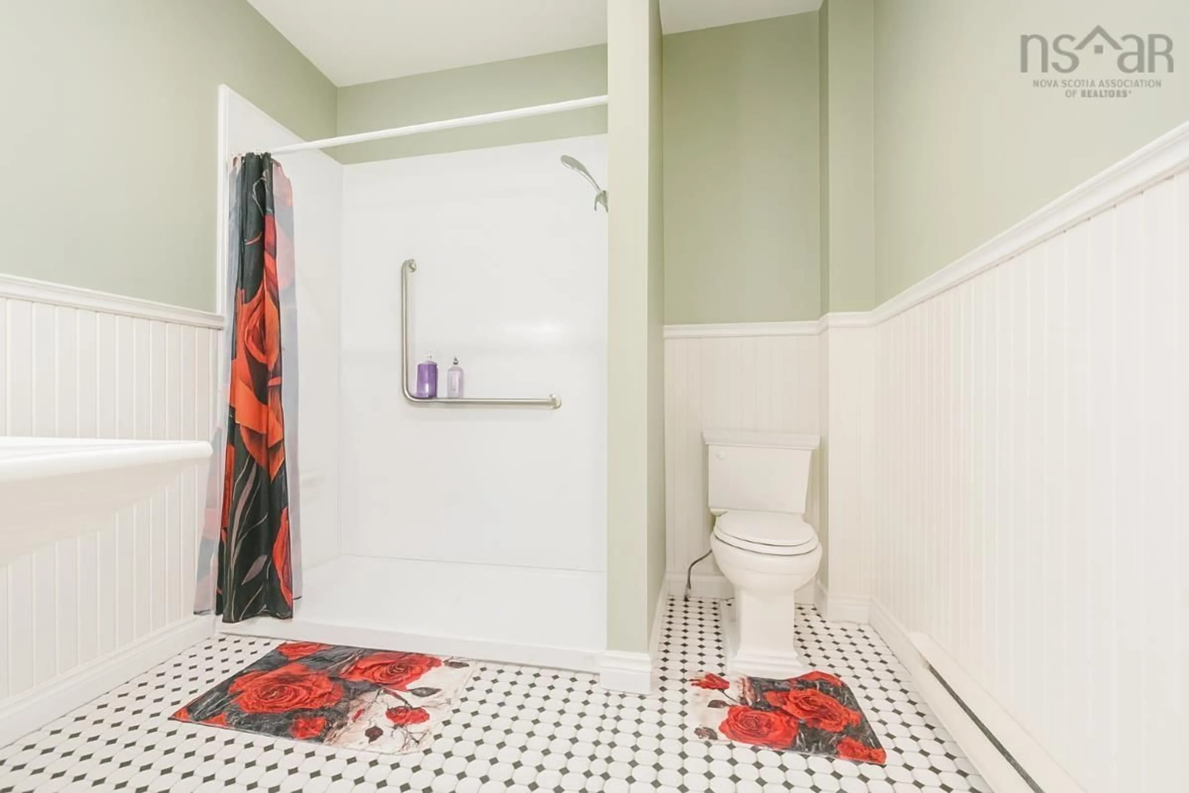 Standard bathroom, ceramic/tile floor for 9773 Highway 8, Caledonia Nova Scotia B0T 1H0