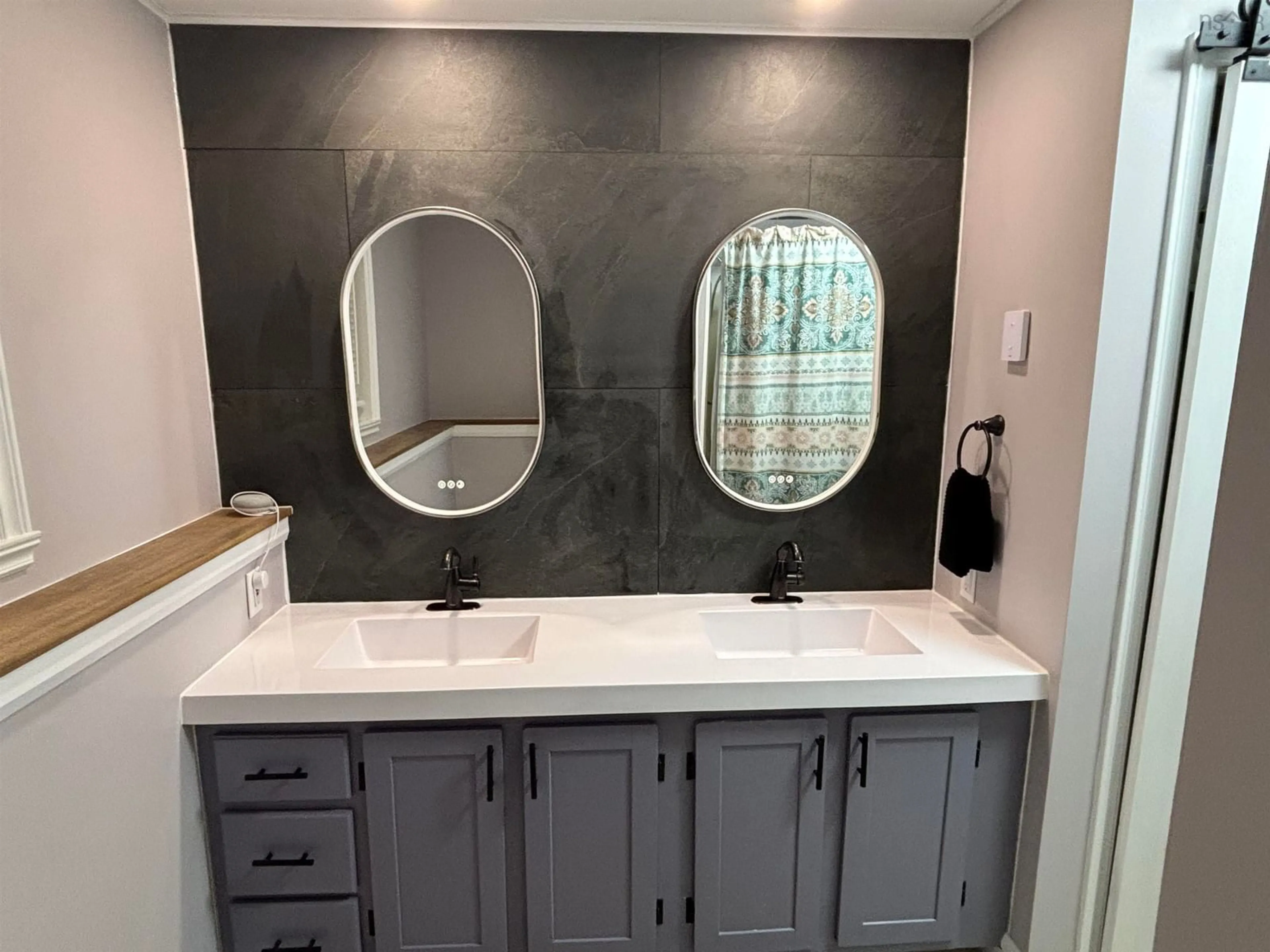 Contemporary bathroom, ceramic/tile floor for 206 Charles Rd, Timberlea Nova Scotia B3T 1P1