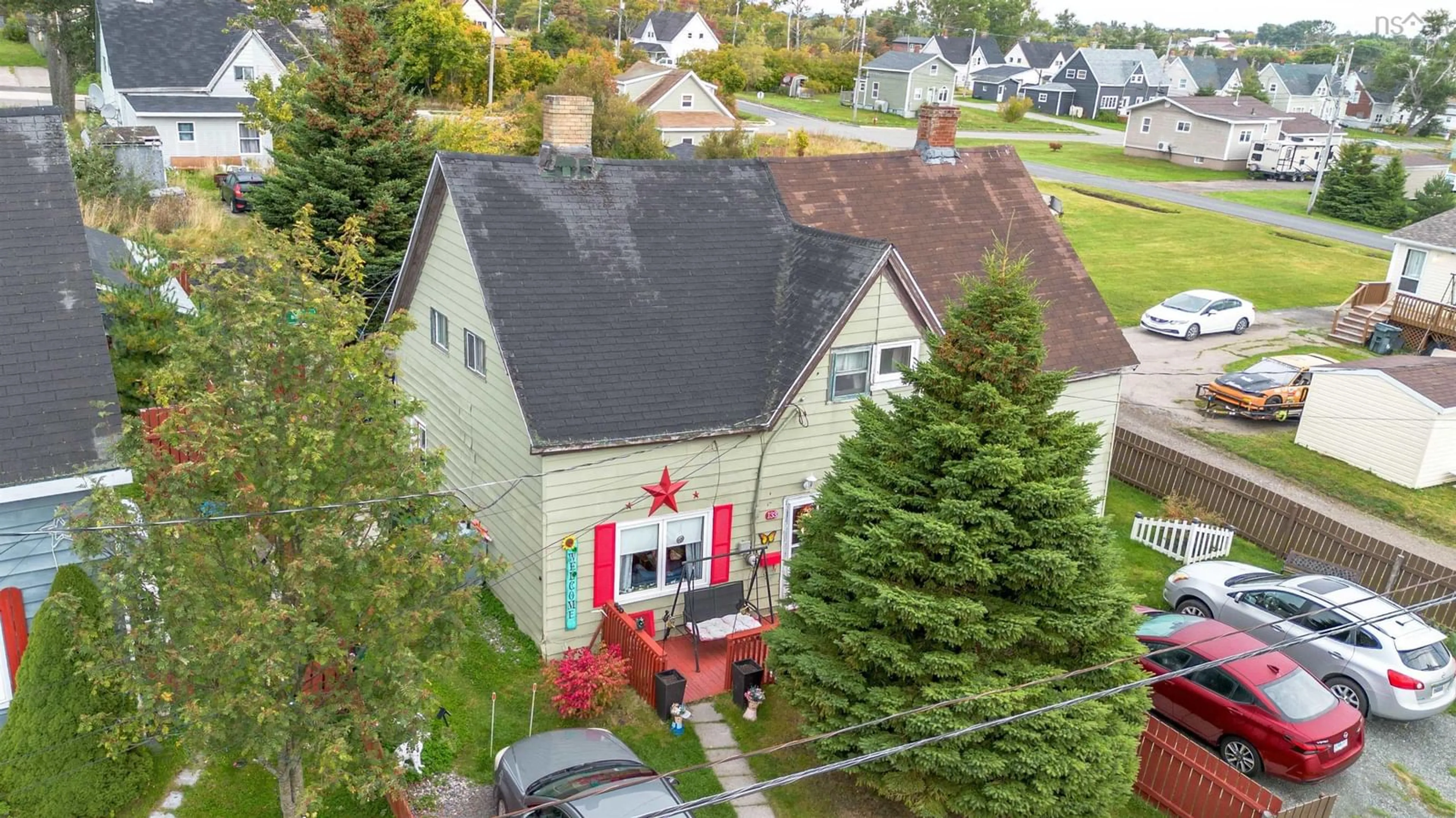 A pic from outside/outdoor area/front of a property/back of a property/a pic from drone, street for 133 Dorchester St, Glace Bay Nova Scotia B1A 3P2