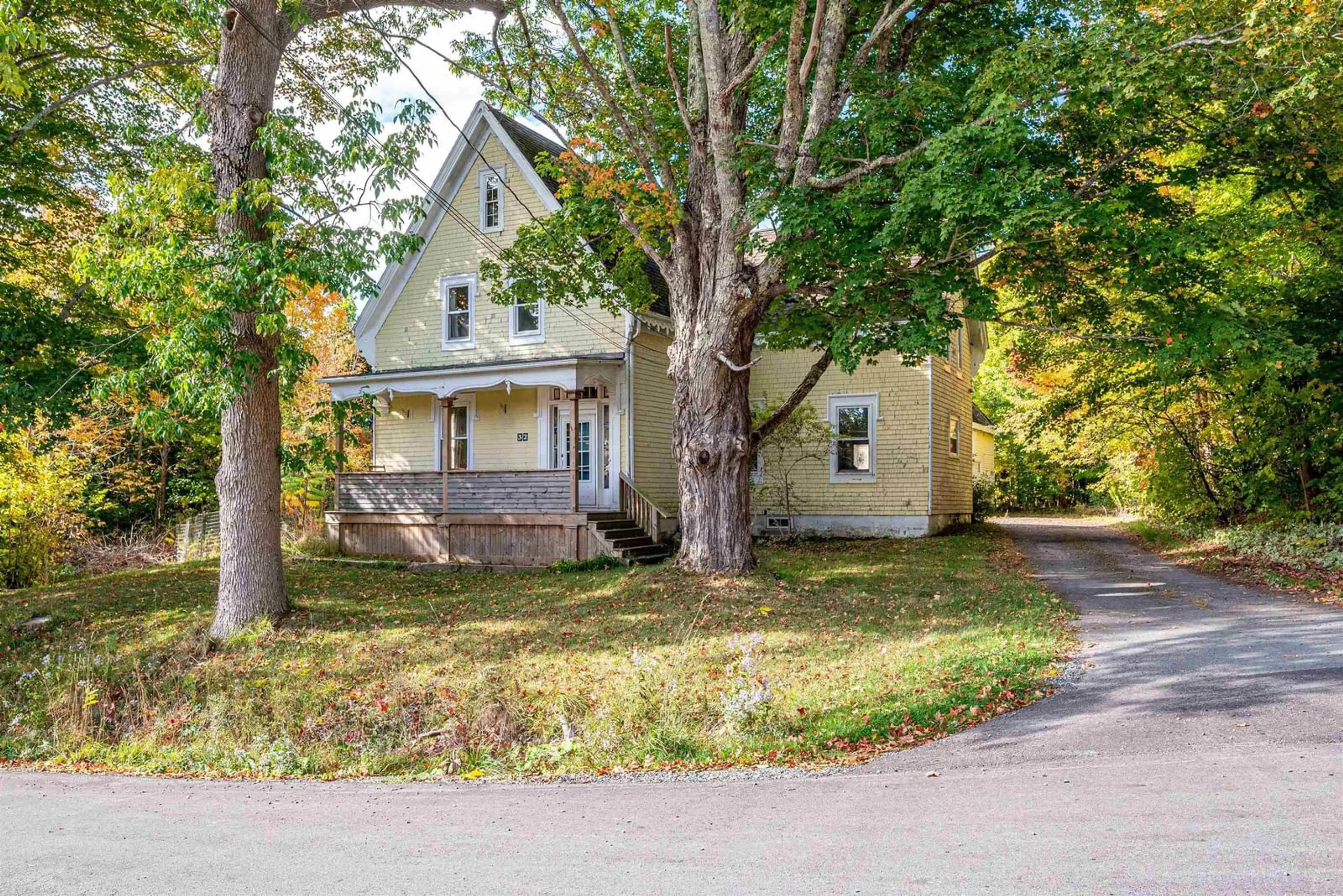 Unknown for 32 Etter Rd, Newport Nova Scotia B0N 2A0