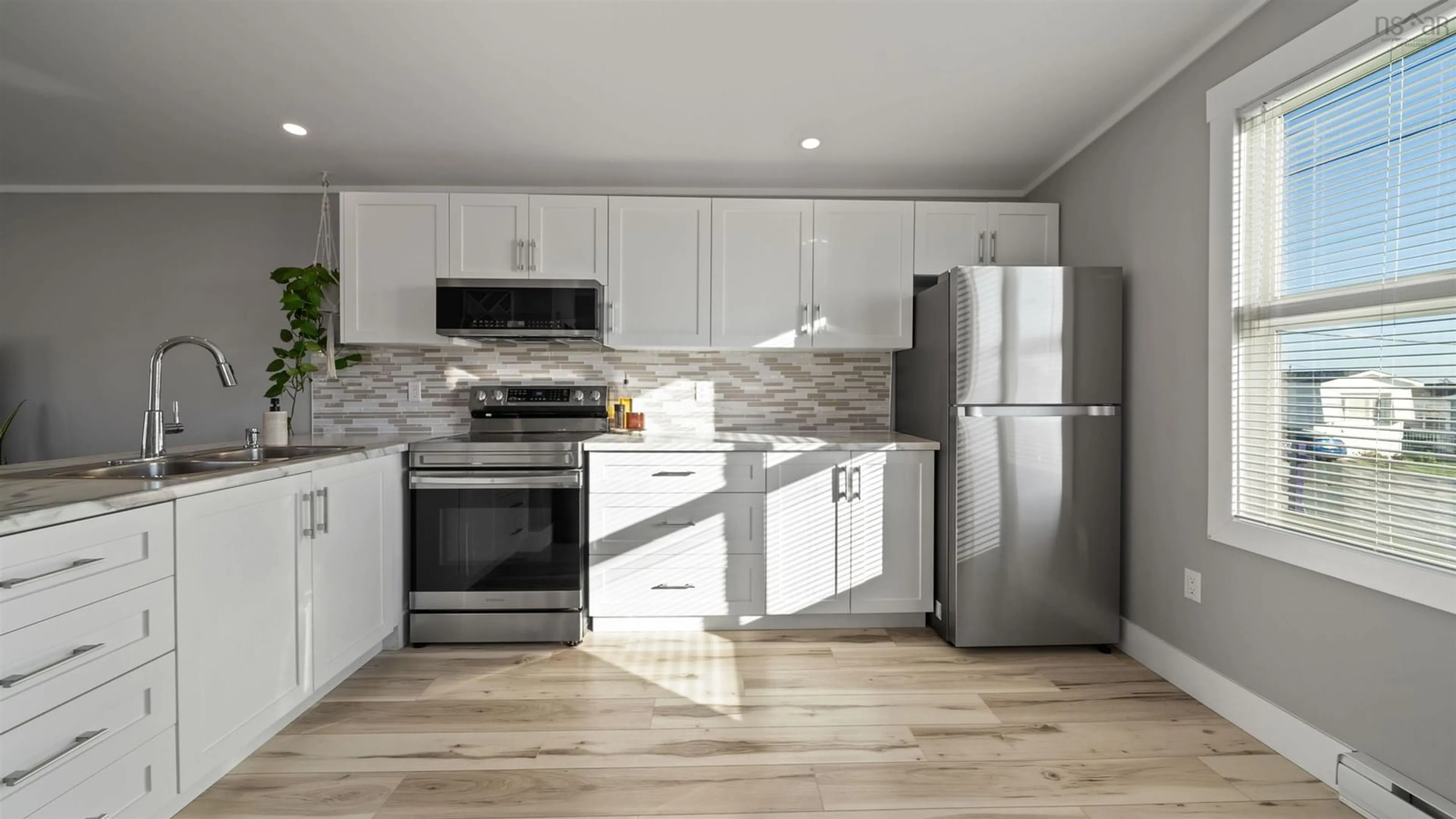 Open concept kitchen, unknown for 40 Skyline Dr, Harrietsfield Nova Scotia B3V 1B3