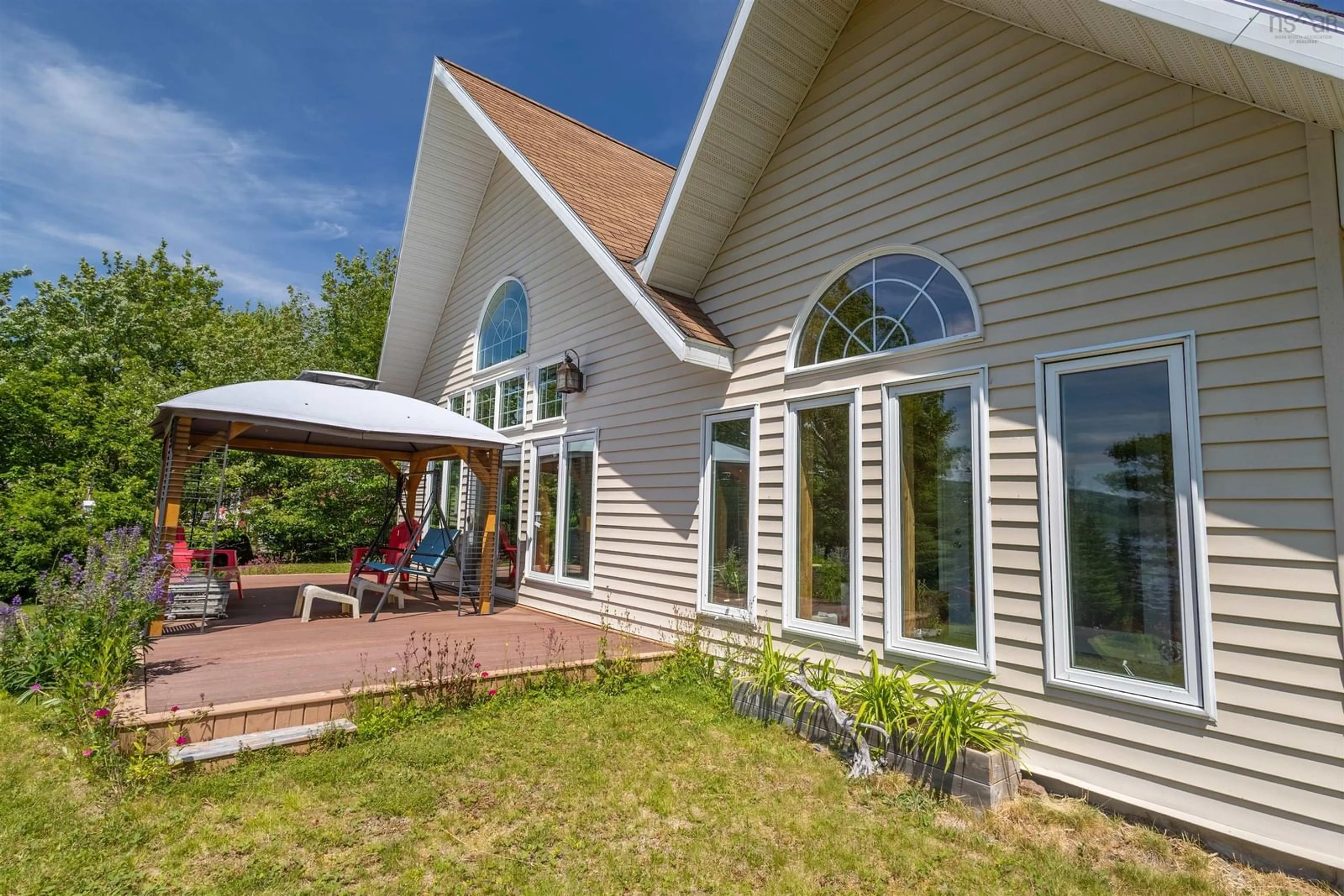 Home with vinyl exterior material, unknown for 54 Beverlys Hill Rd, Baddeck Inlet Nova Scotia B0E 1B0