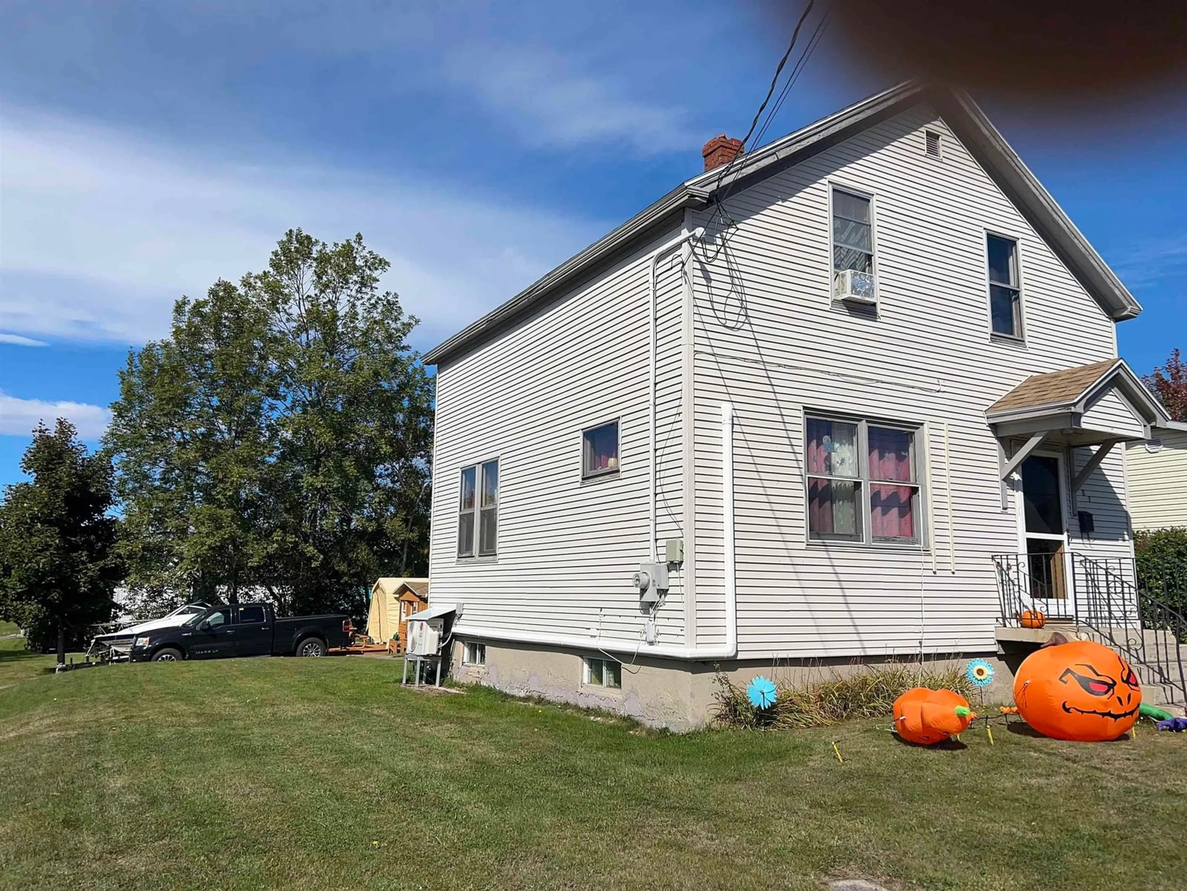 Home with vinyl exterior material, street for 307 Cabot St, Sydney Nova Scotia B1P 4E9