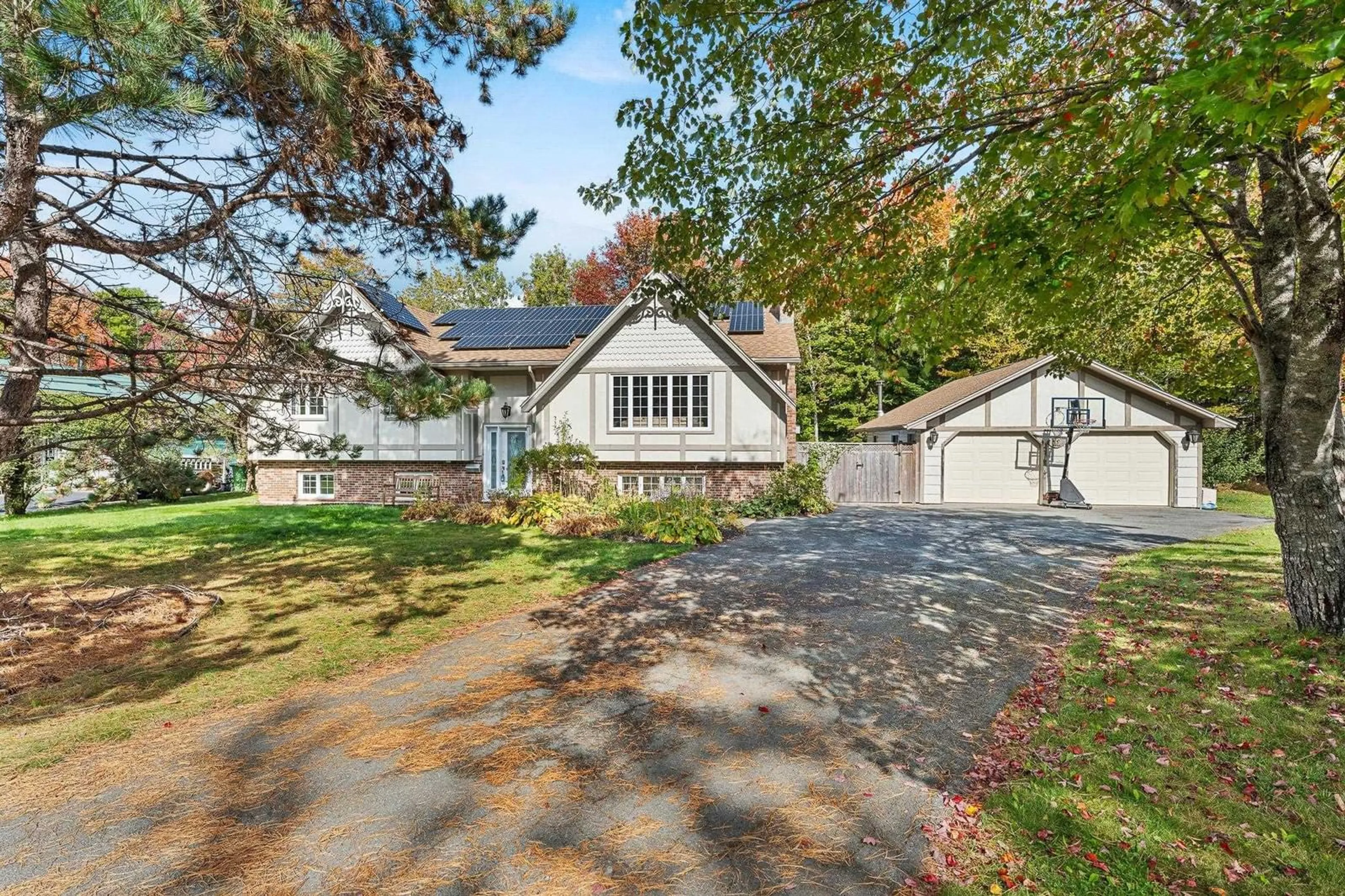 A pic from outside/outdoor area/front of a property/back of a property/a pic from drone, street for 11 Killarney Dr, Bedford Nova Scotia B4B 1B7