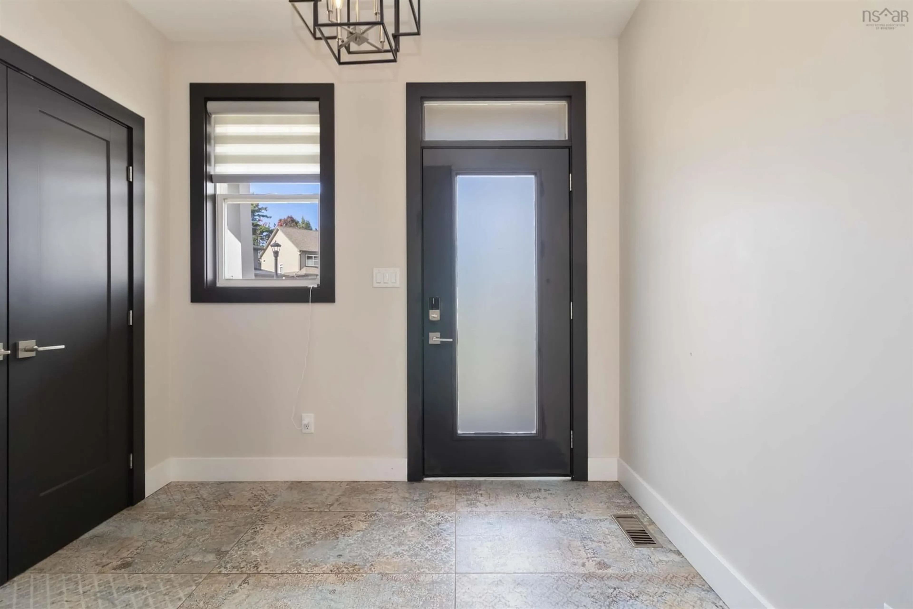Indoor entryway for 128 Innsbrook Way, Bedford Nova Scotia B4B 0X8
