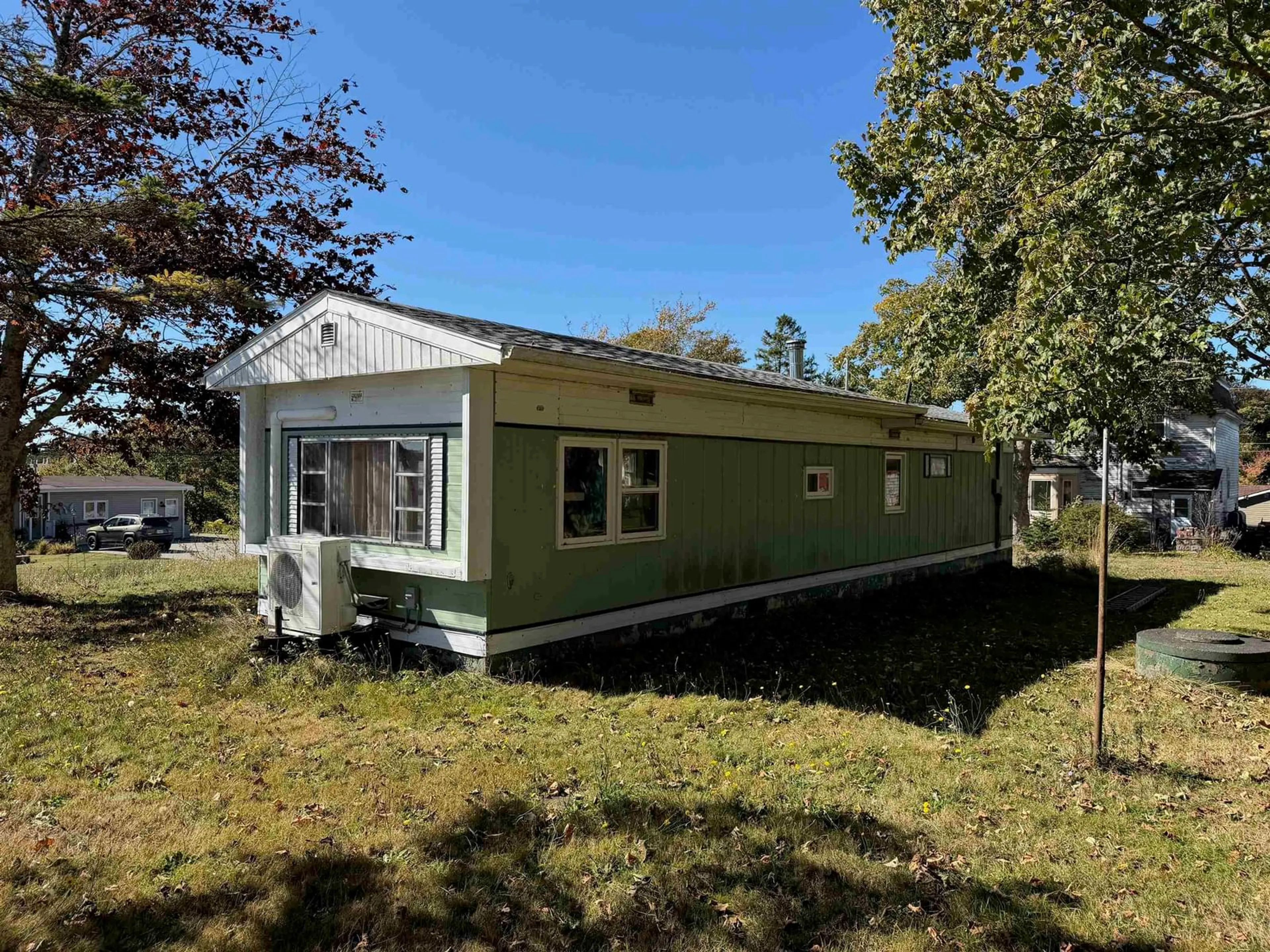 Home with vinyl exterior material, unknown for 2552 1 Hwy, Darlings Lake Nova Scotia B5A 5A8