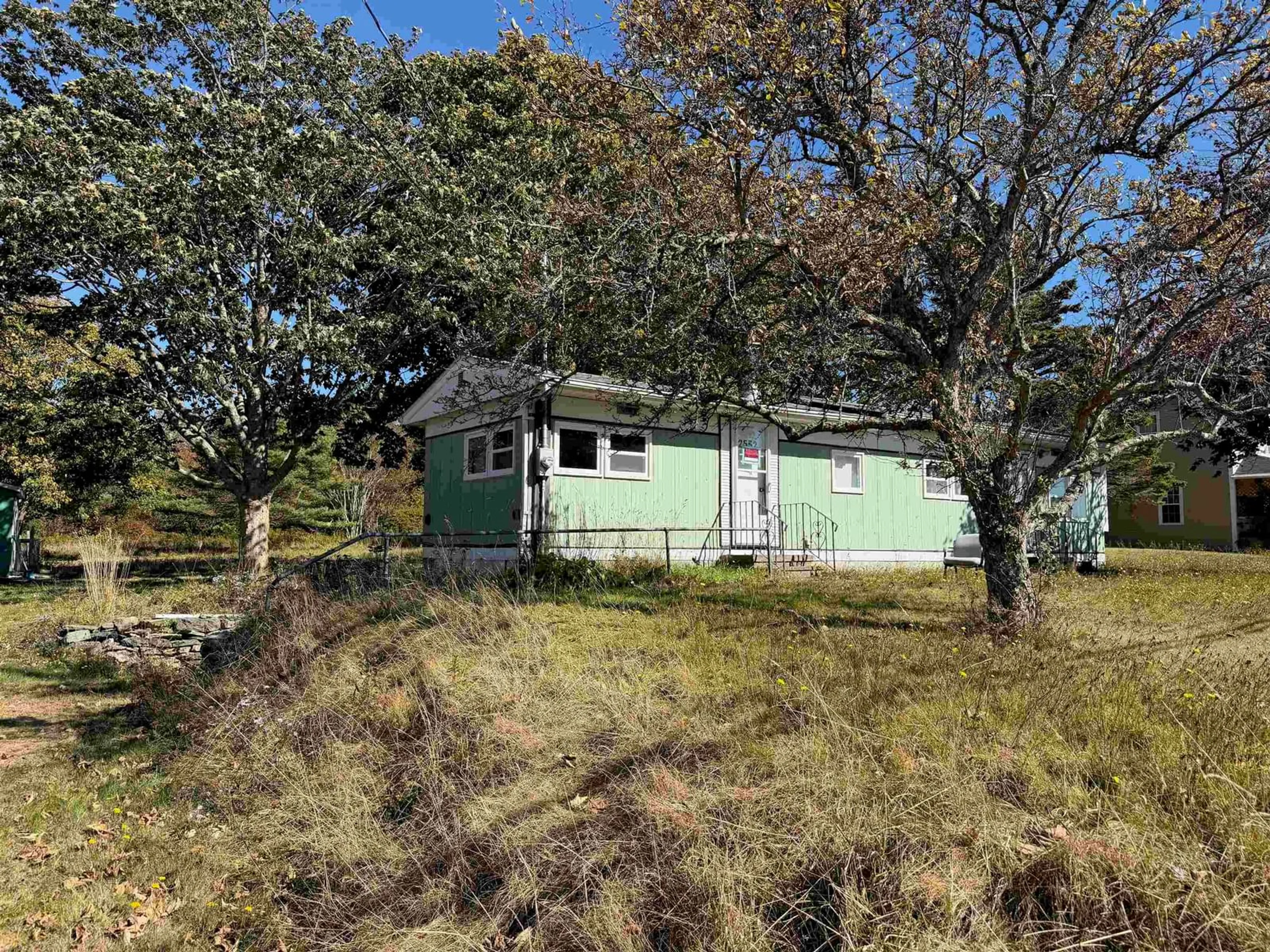 Shed for 2552 1 Hwy, Darlings Lake Nova Scotia B5A 5A8