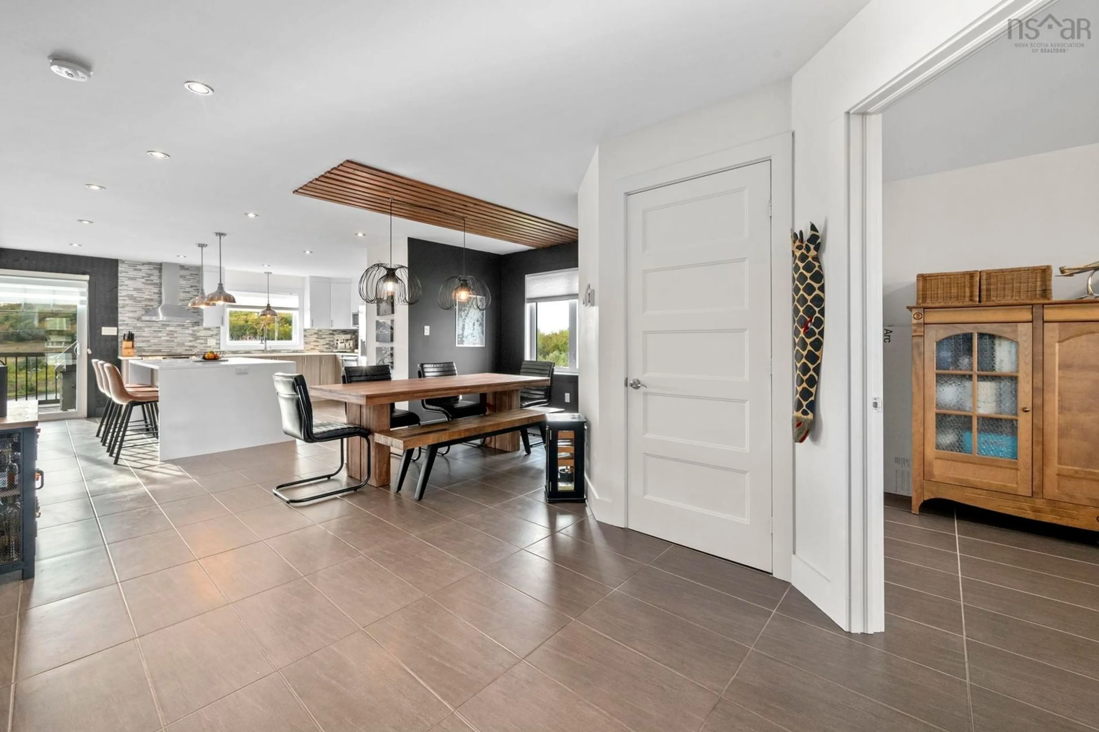 Indoor entryway for 5 Barnsley Crt, Middle Sackville Nova Scotia B4E 0H3